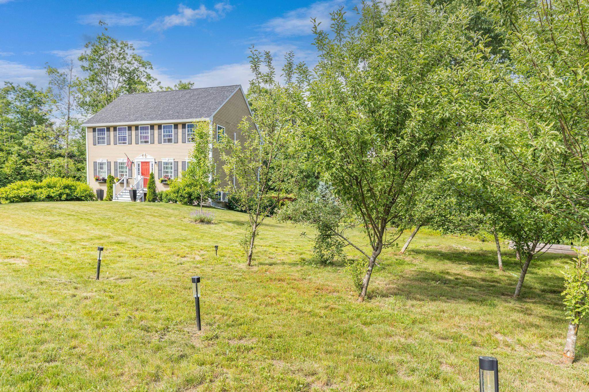 7 Collins Circle