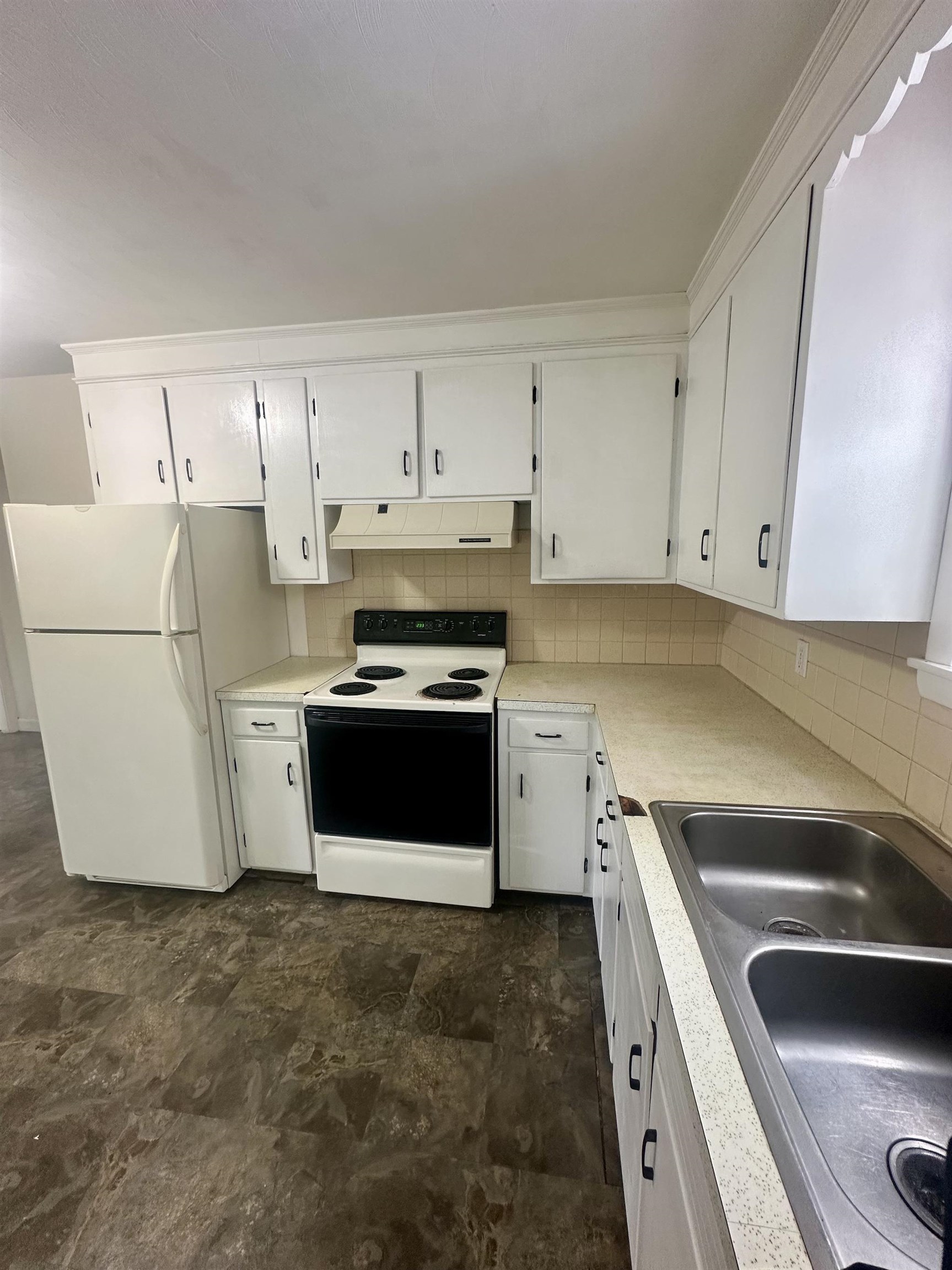 94 Maple Street Unit: E