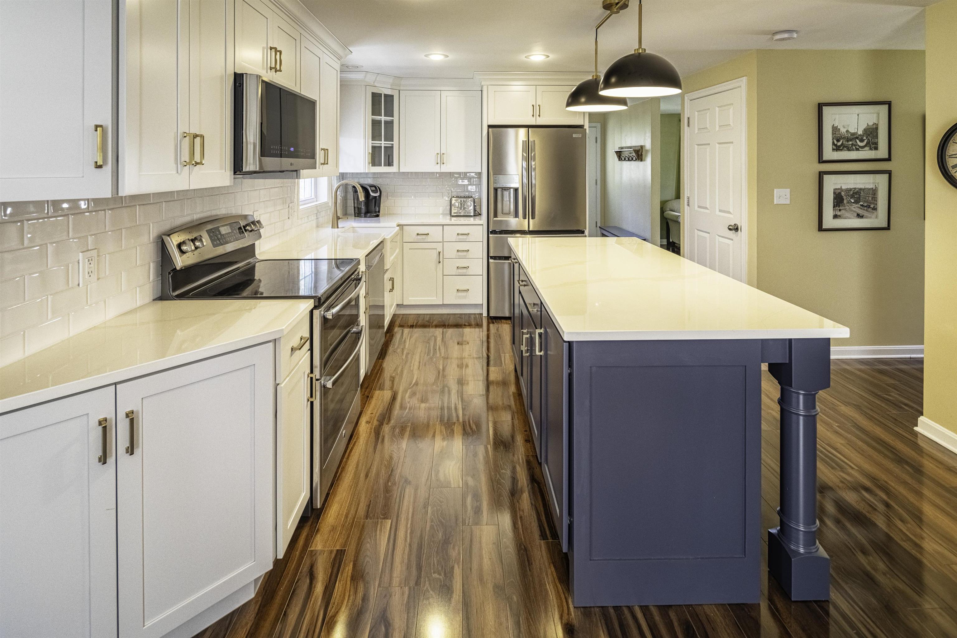 7 Hawthorne Circle