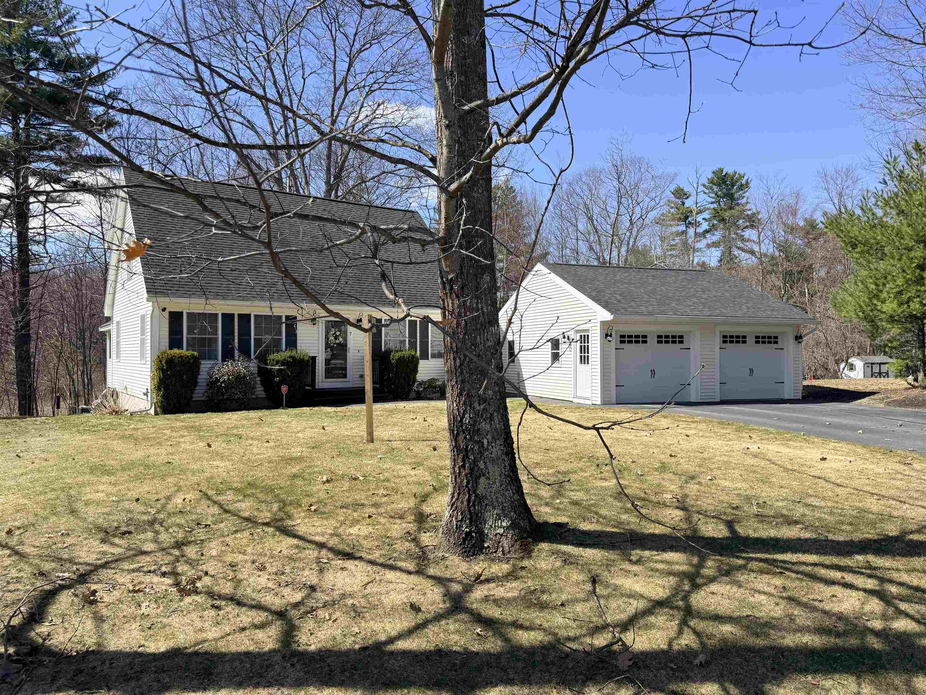 7 Hawthorne Circle
