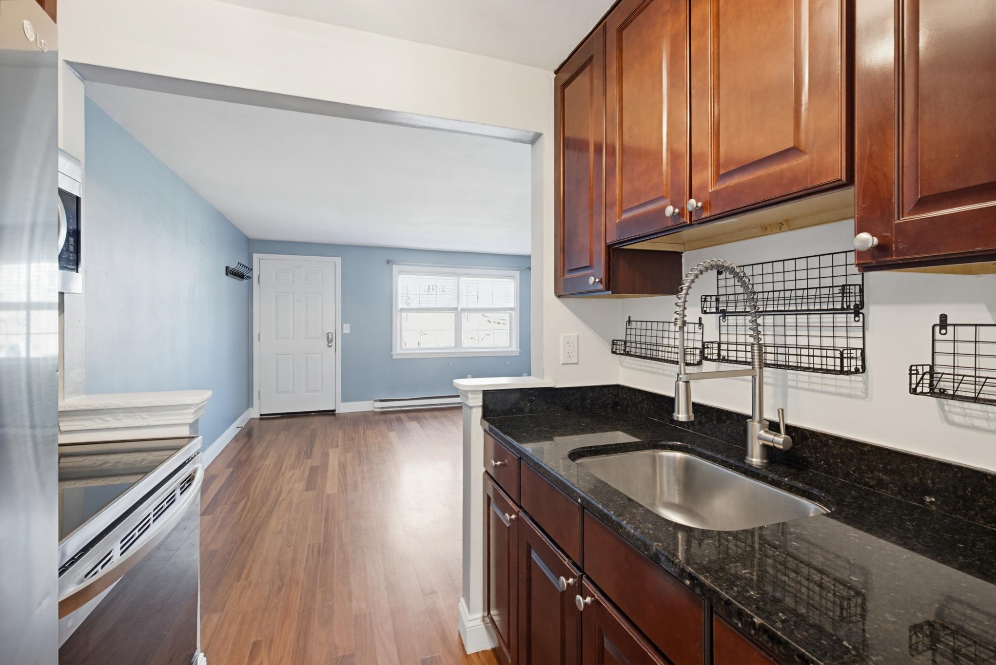 93 Henry Law Avenue Unit: 43