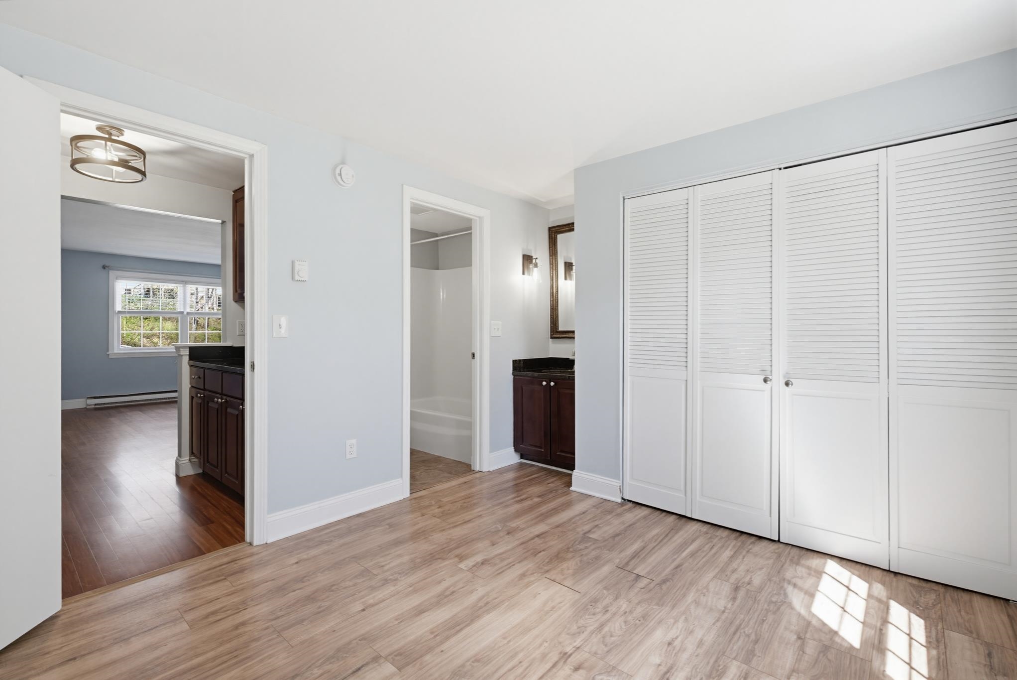 93 Henry Law Avenue Unit: 43