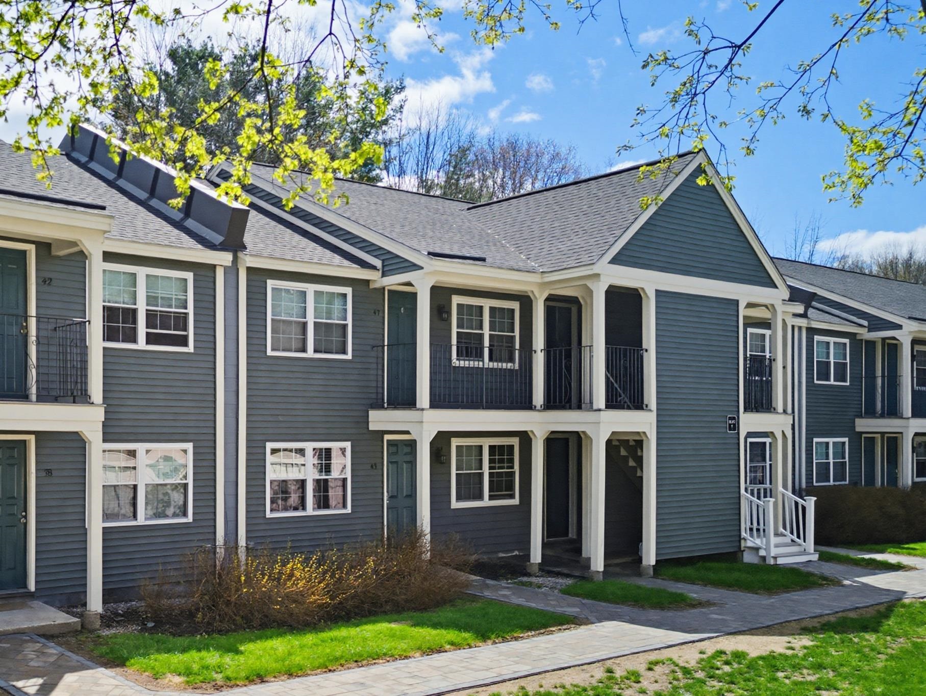 93 Henry Law Avenue Unit: 43