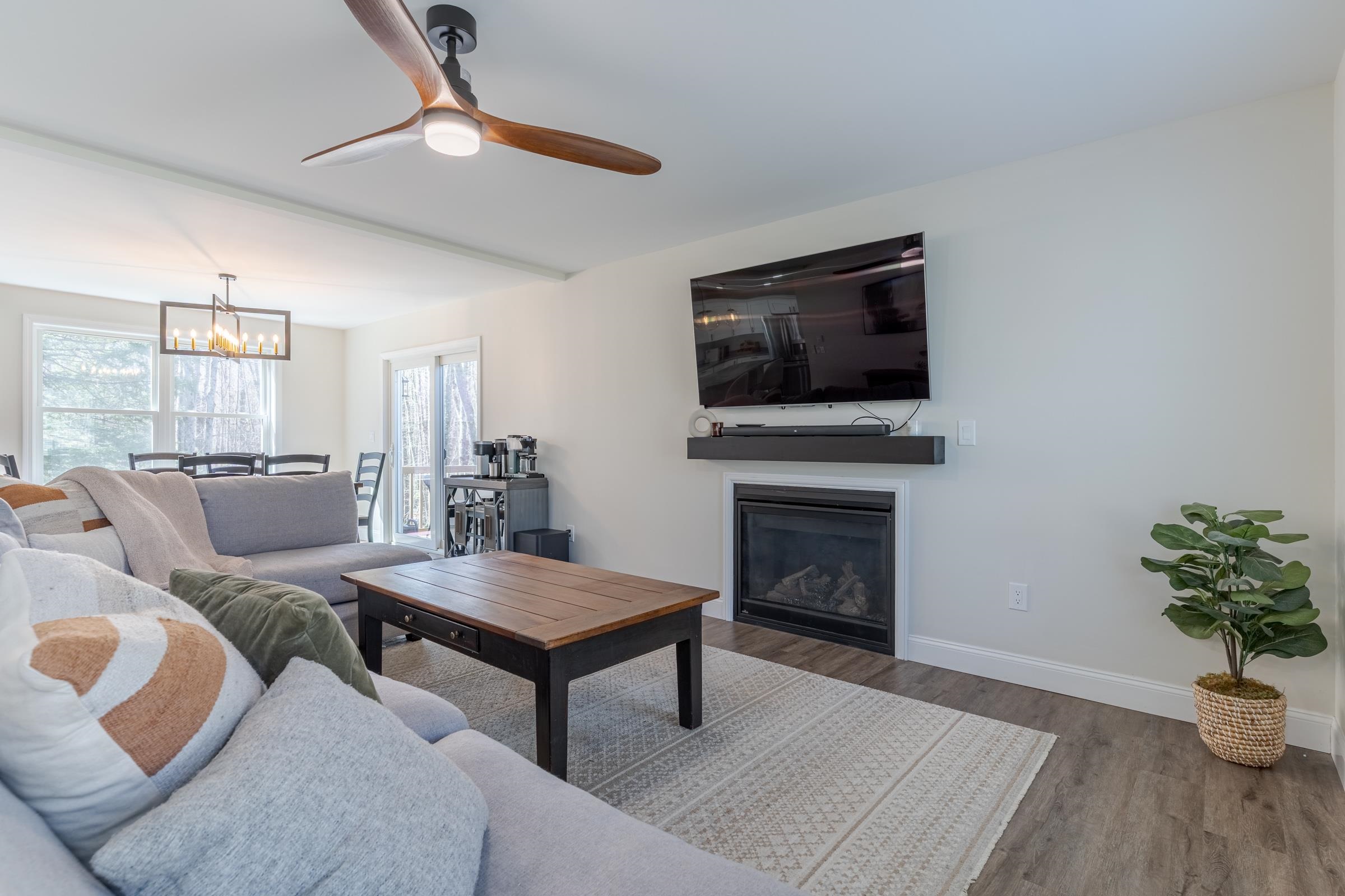 32 Haflinger Lane