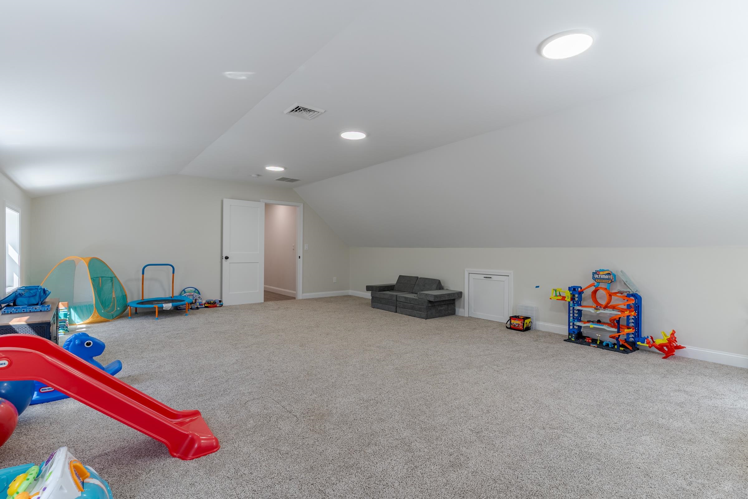 32 Haflinger Lane