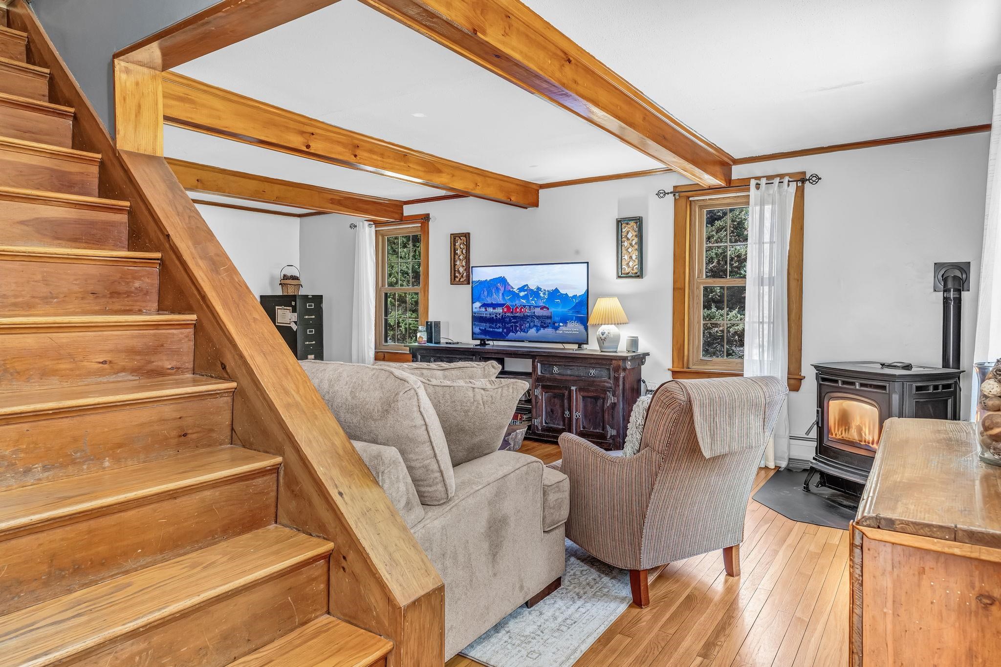 10 Saltbox Road