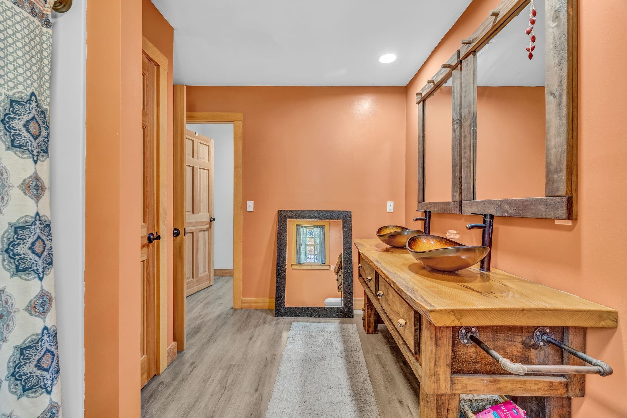 10 Saltbox Road