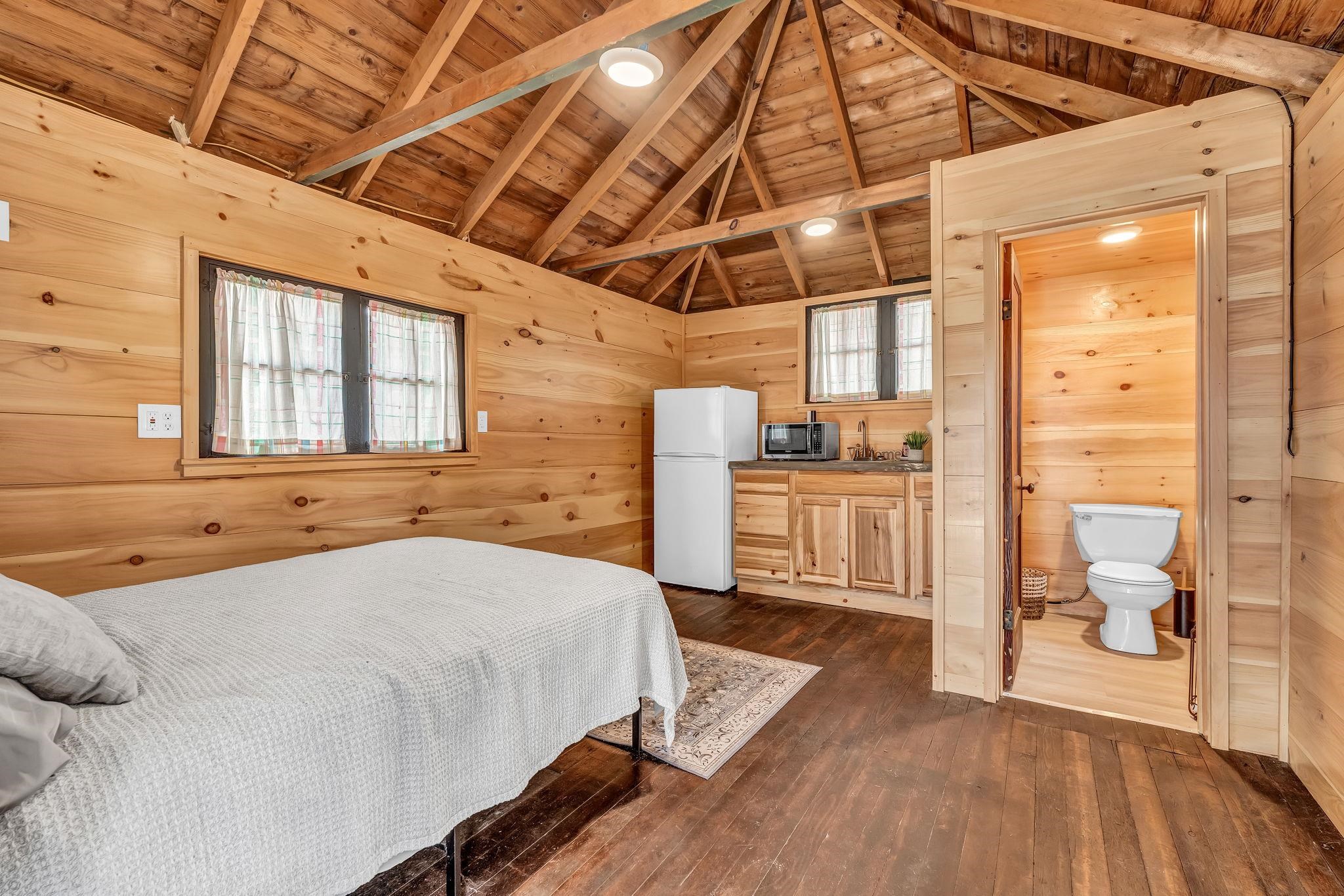 10 Saltbox Road
