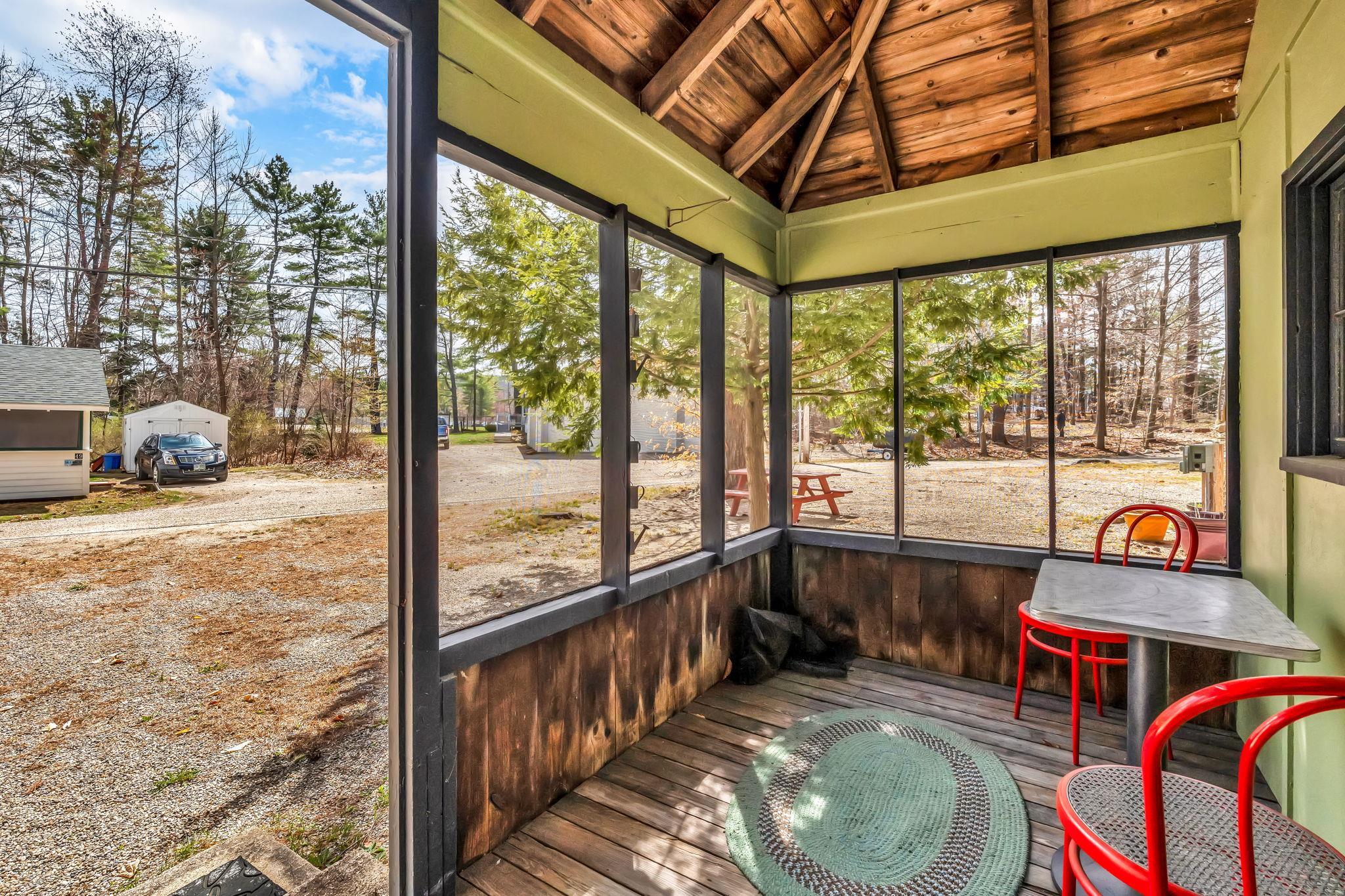 10 Saltbox Road