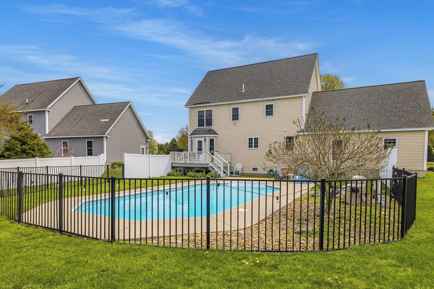 8 Mason Drive