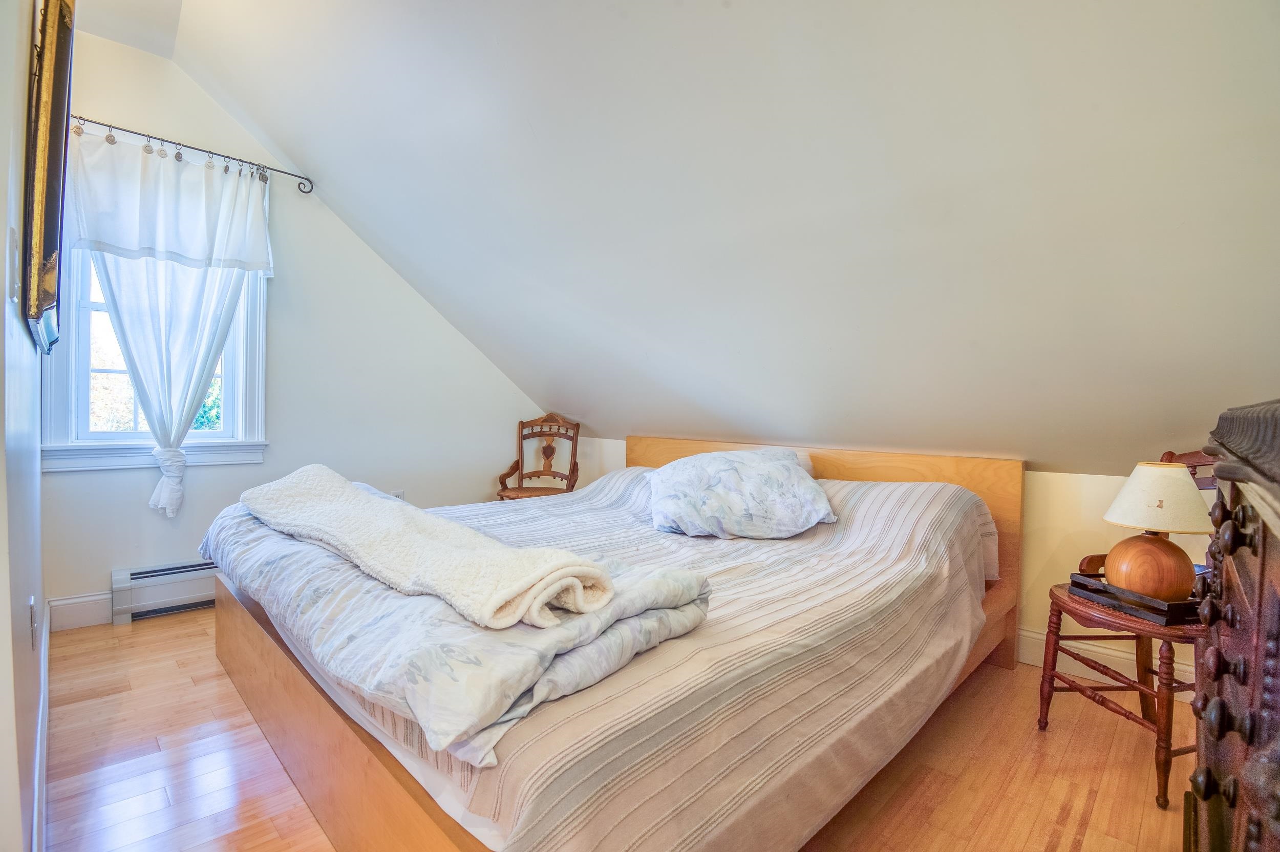 146 Calef Highway
