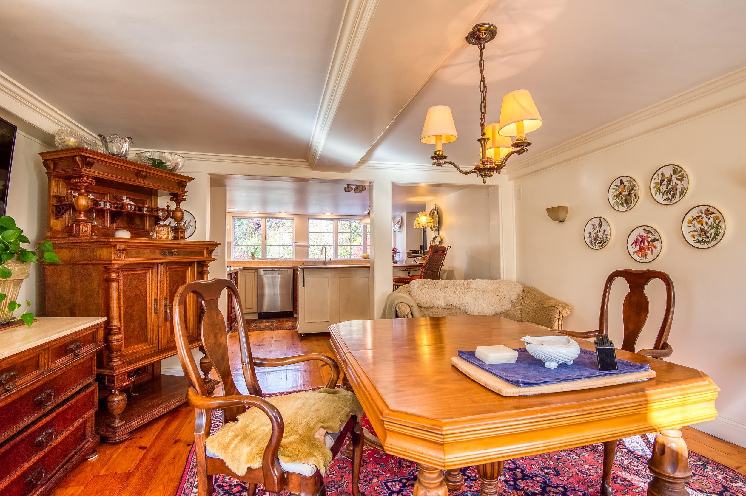 146 Calef Highway