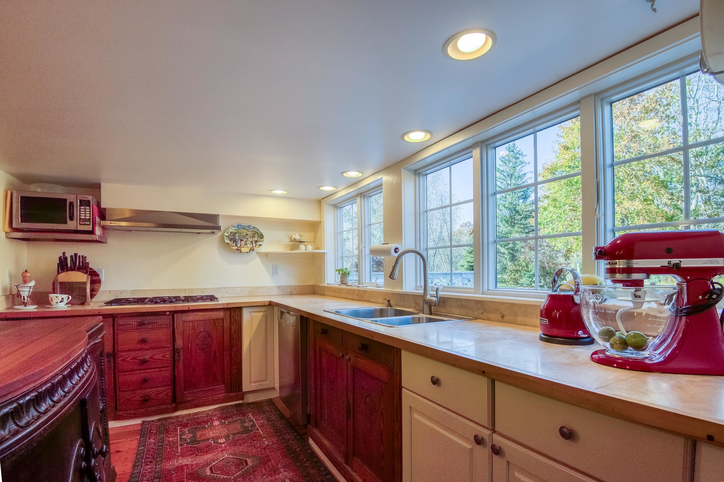 146 Calef Highway