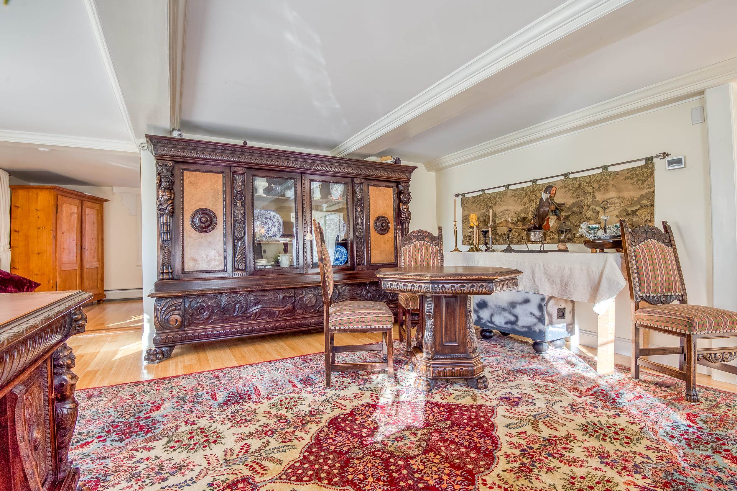 146 Calef Highway
