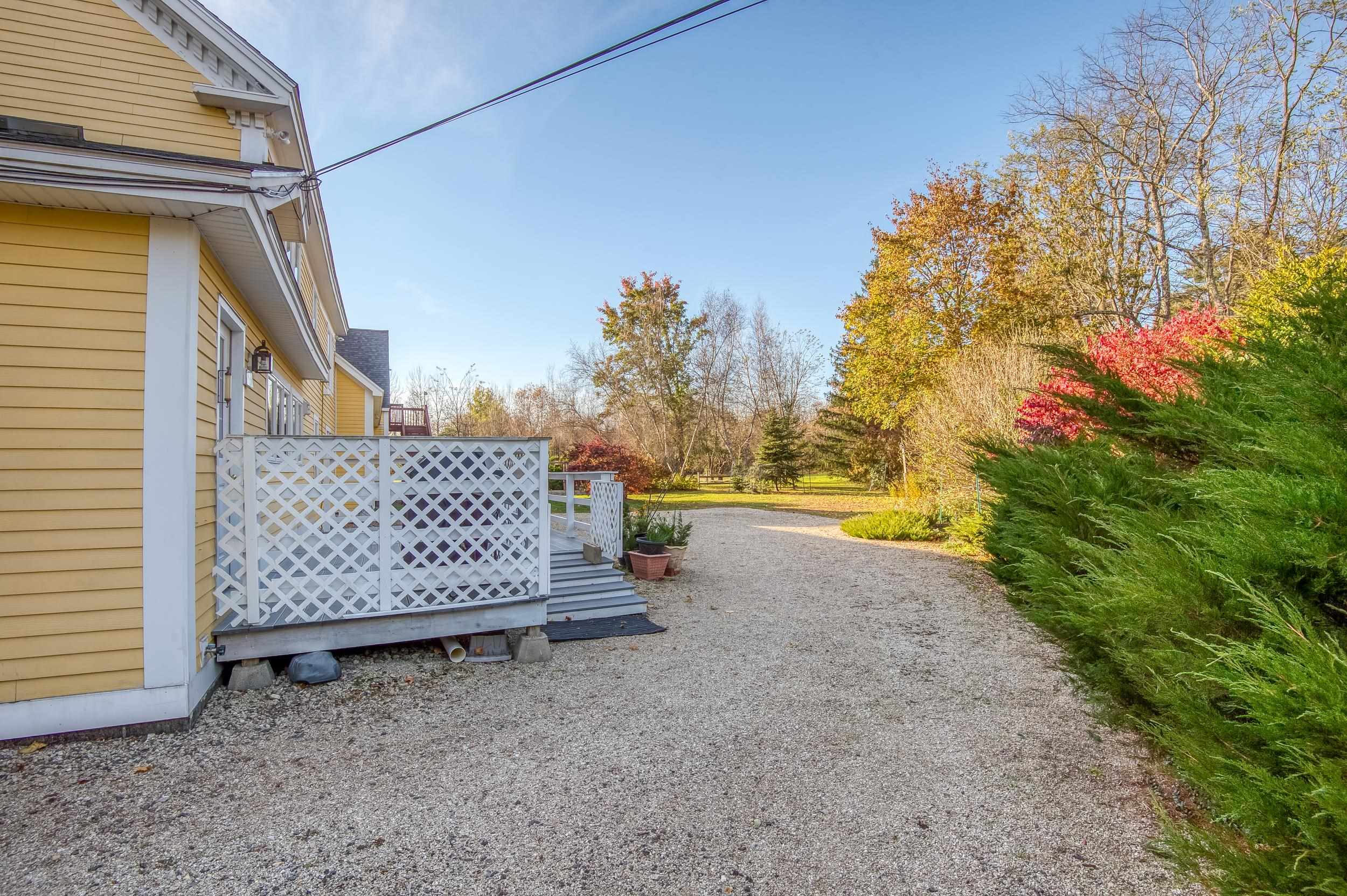 146 Calef Highway