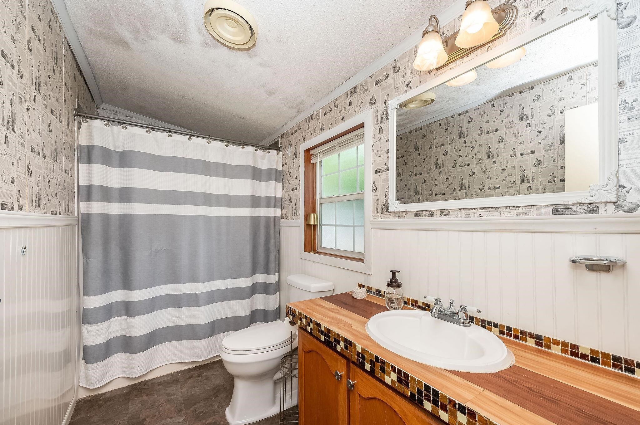 446 Emerald Drive
