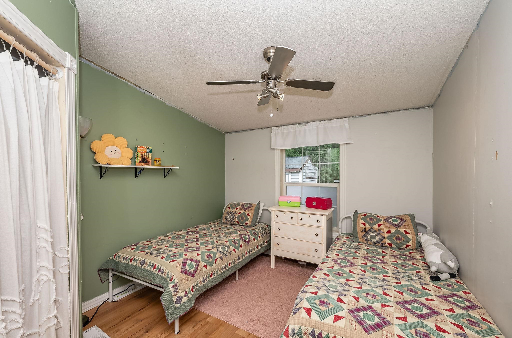 446 Emerald Drive