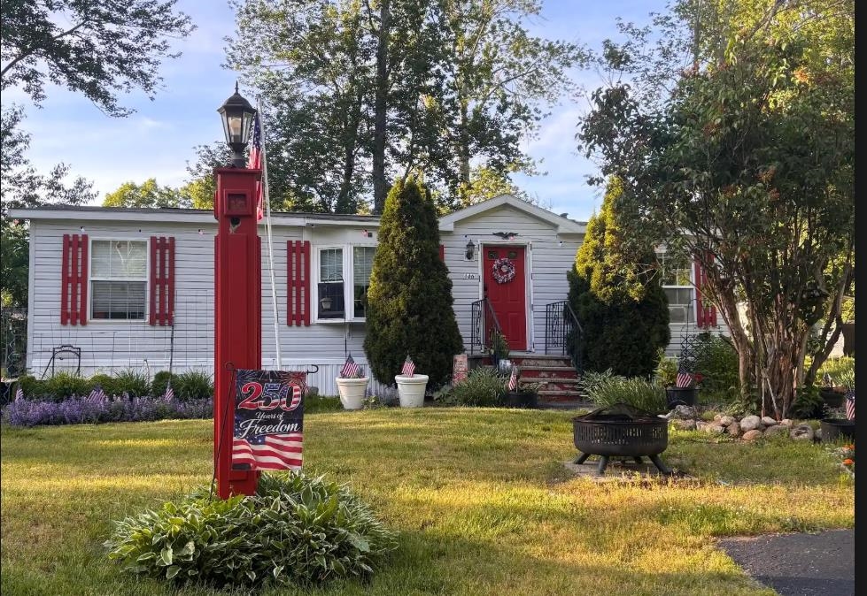 446 Emerald Drive