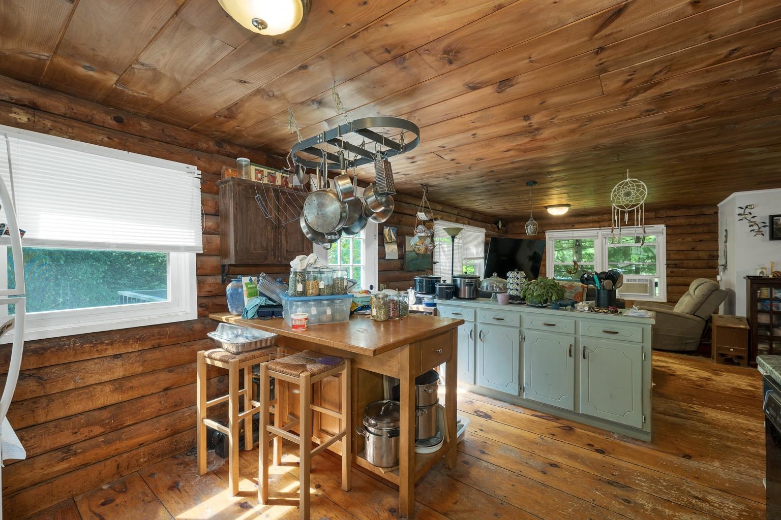 107 Orchard Hill Road