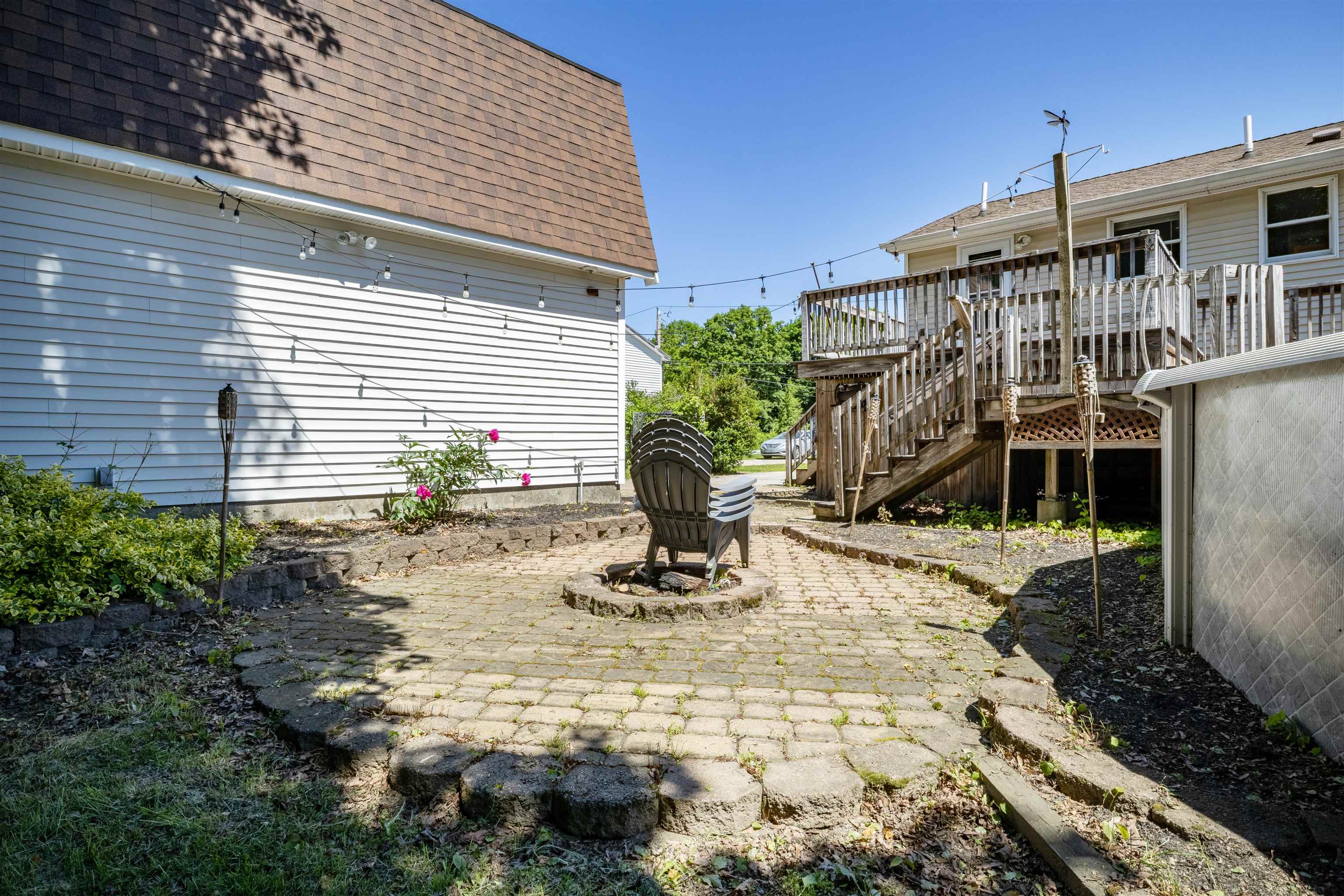 35 Western Avenue