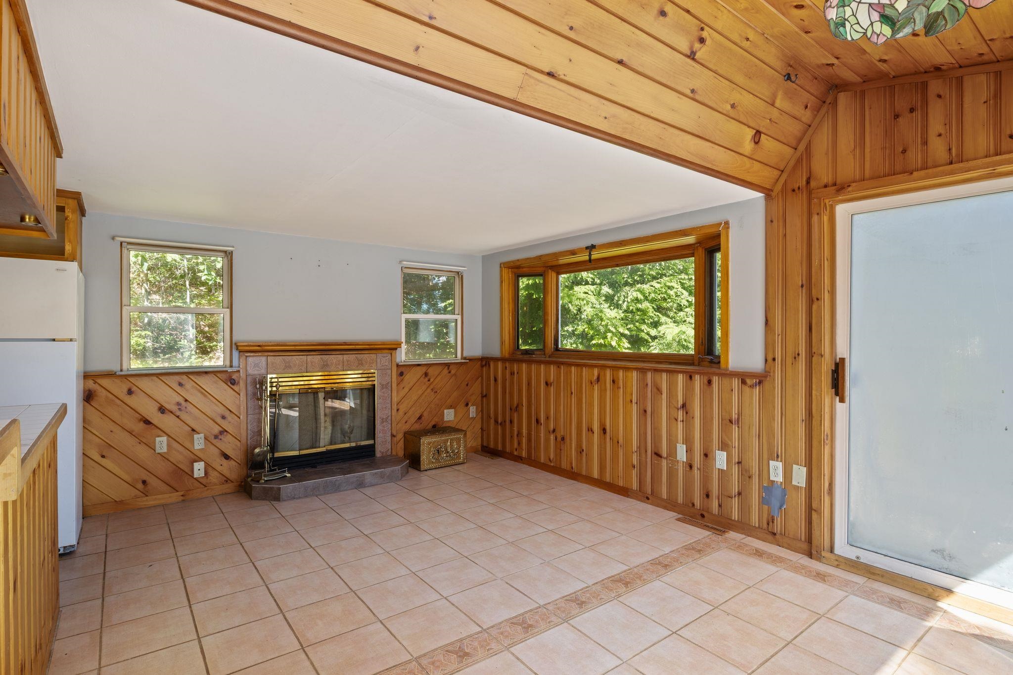 247 Northeast Pond Road