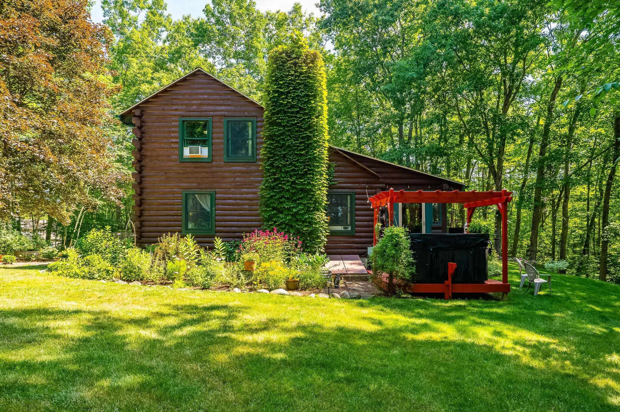 165 Calef Highway