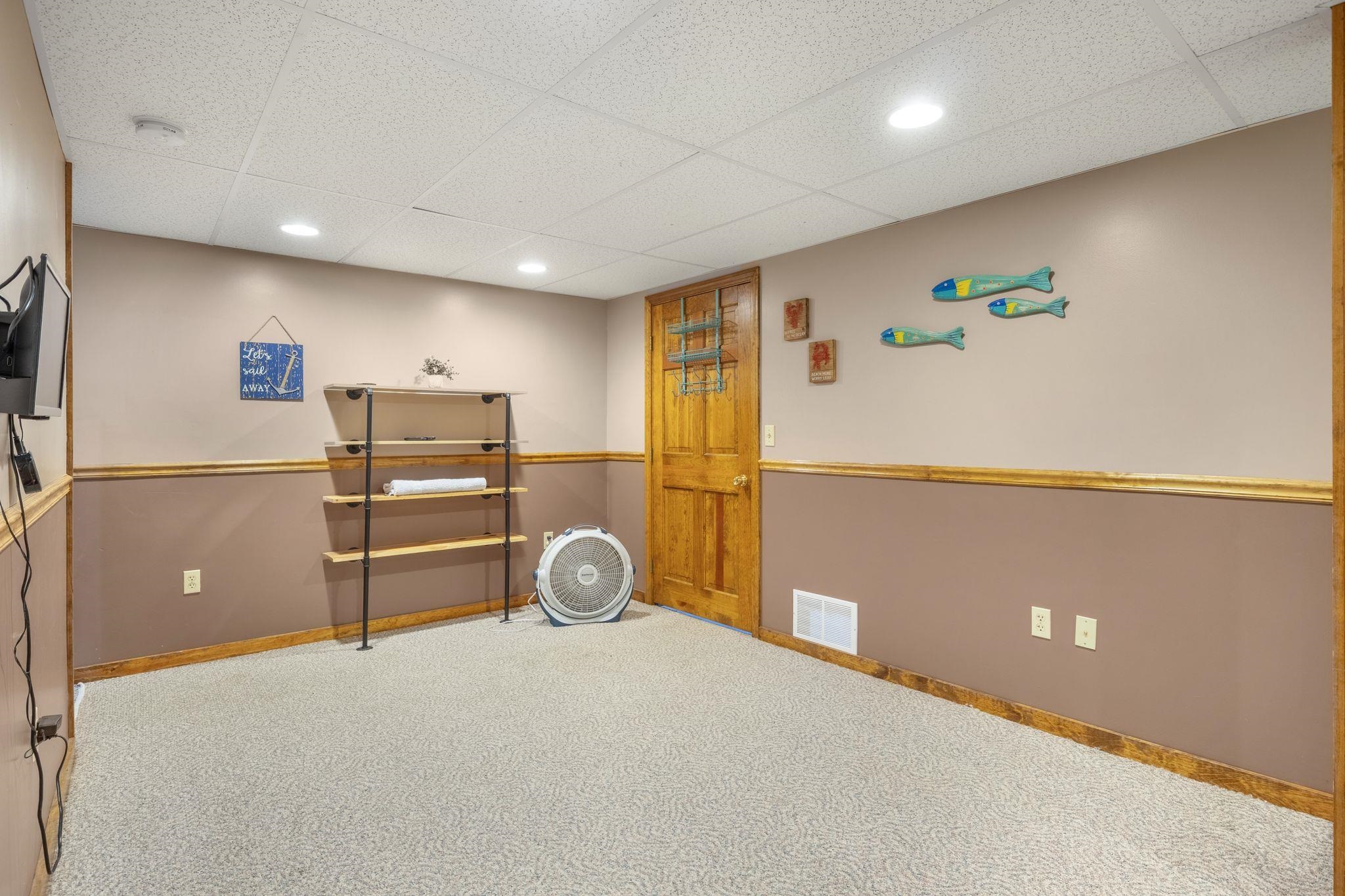 165 Calef Highway