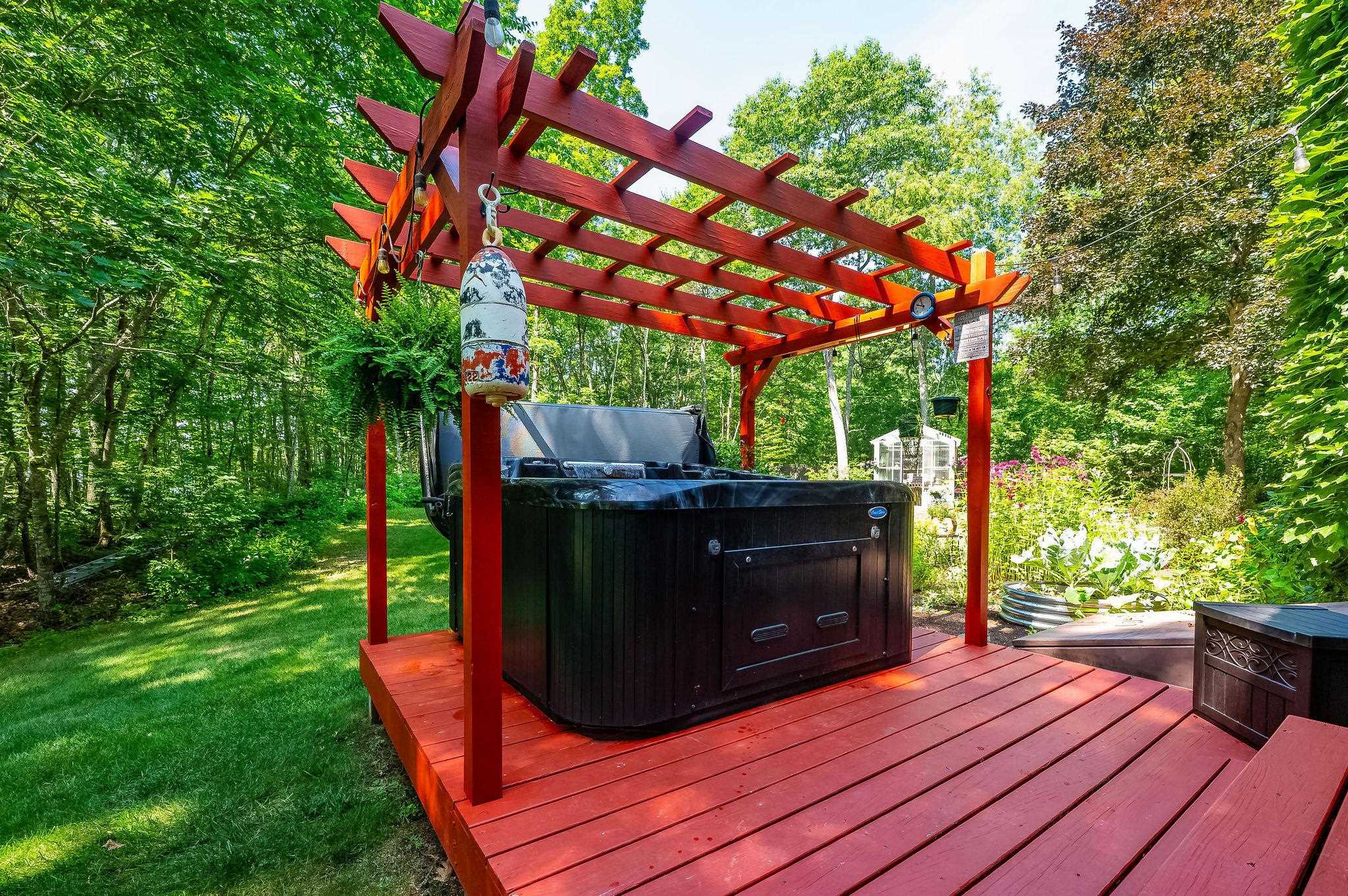 165 Calef Highway