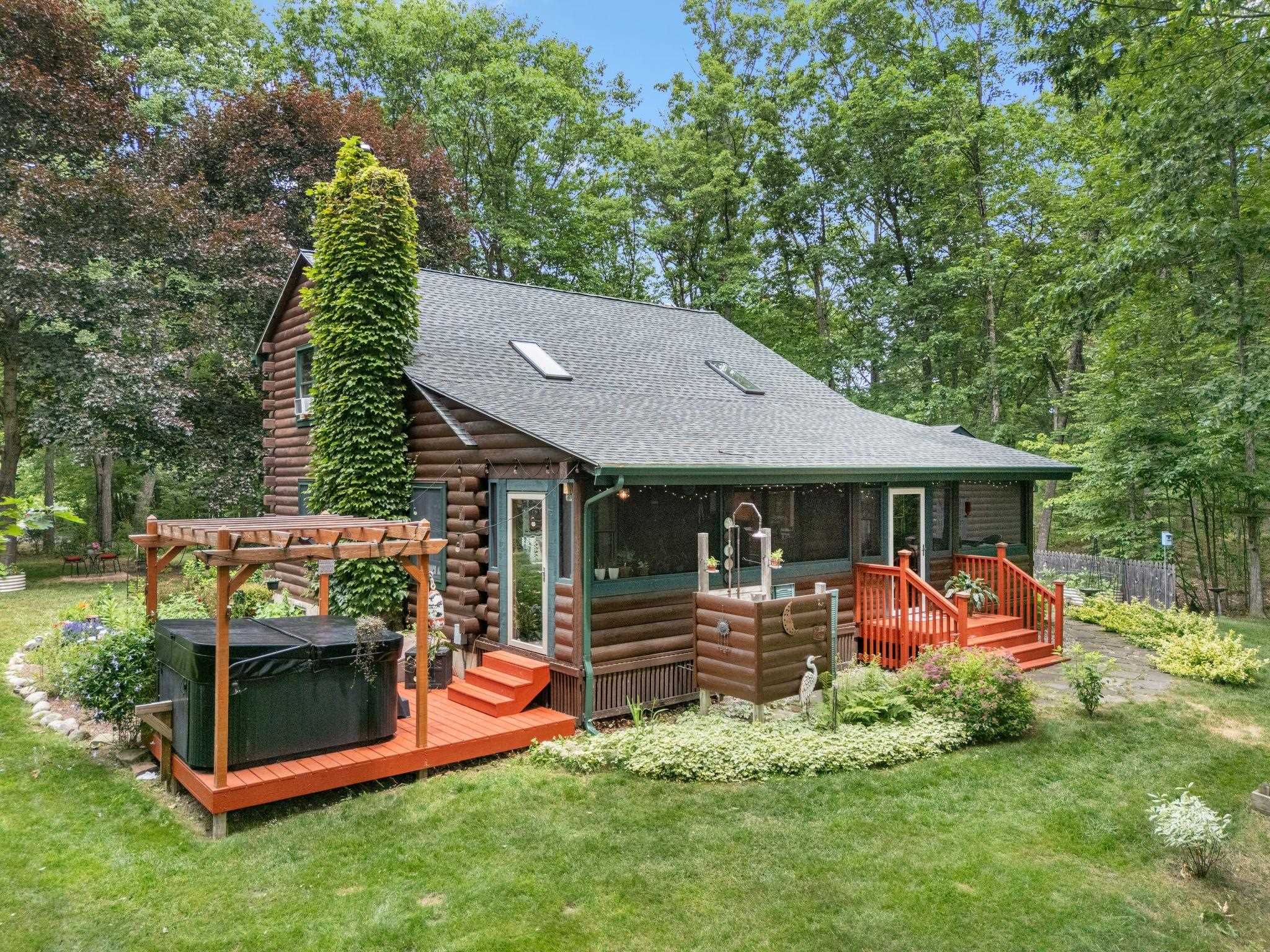 165 Calef Highway