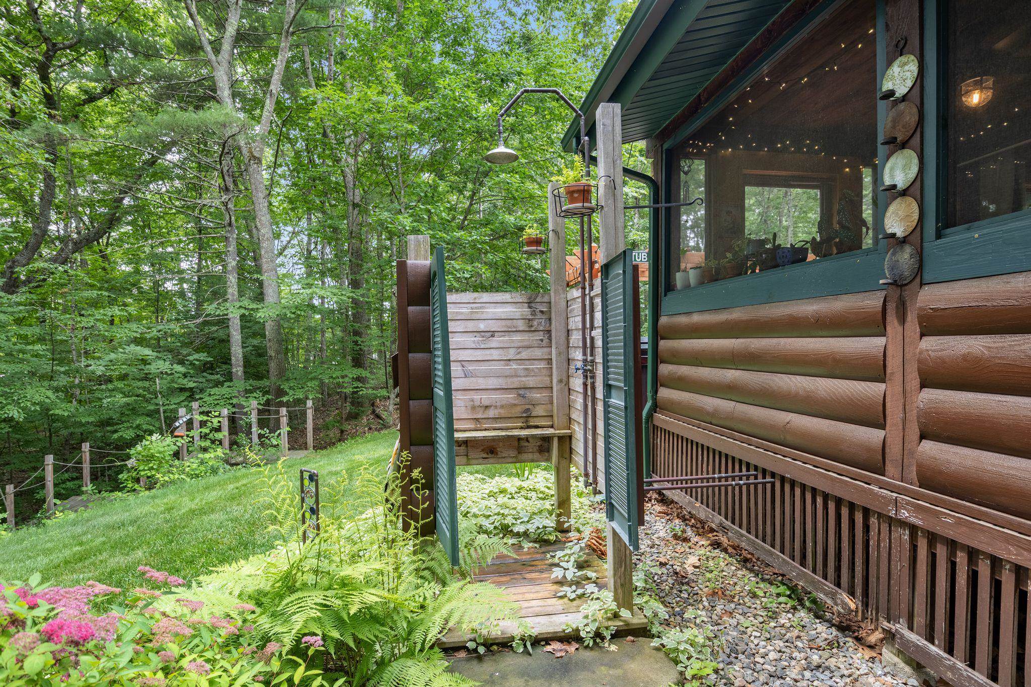 165 Calef Highway