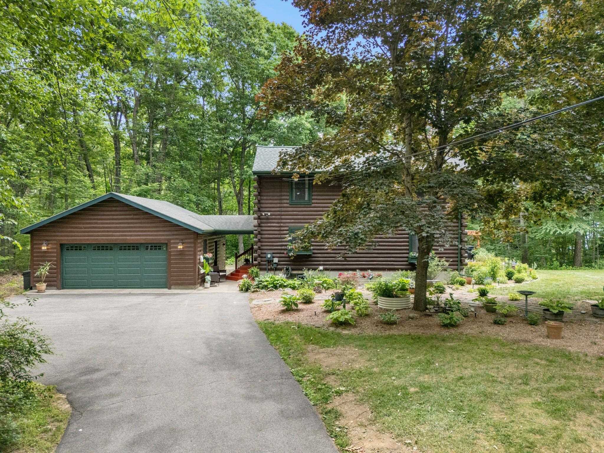 165 Calef Highway