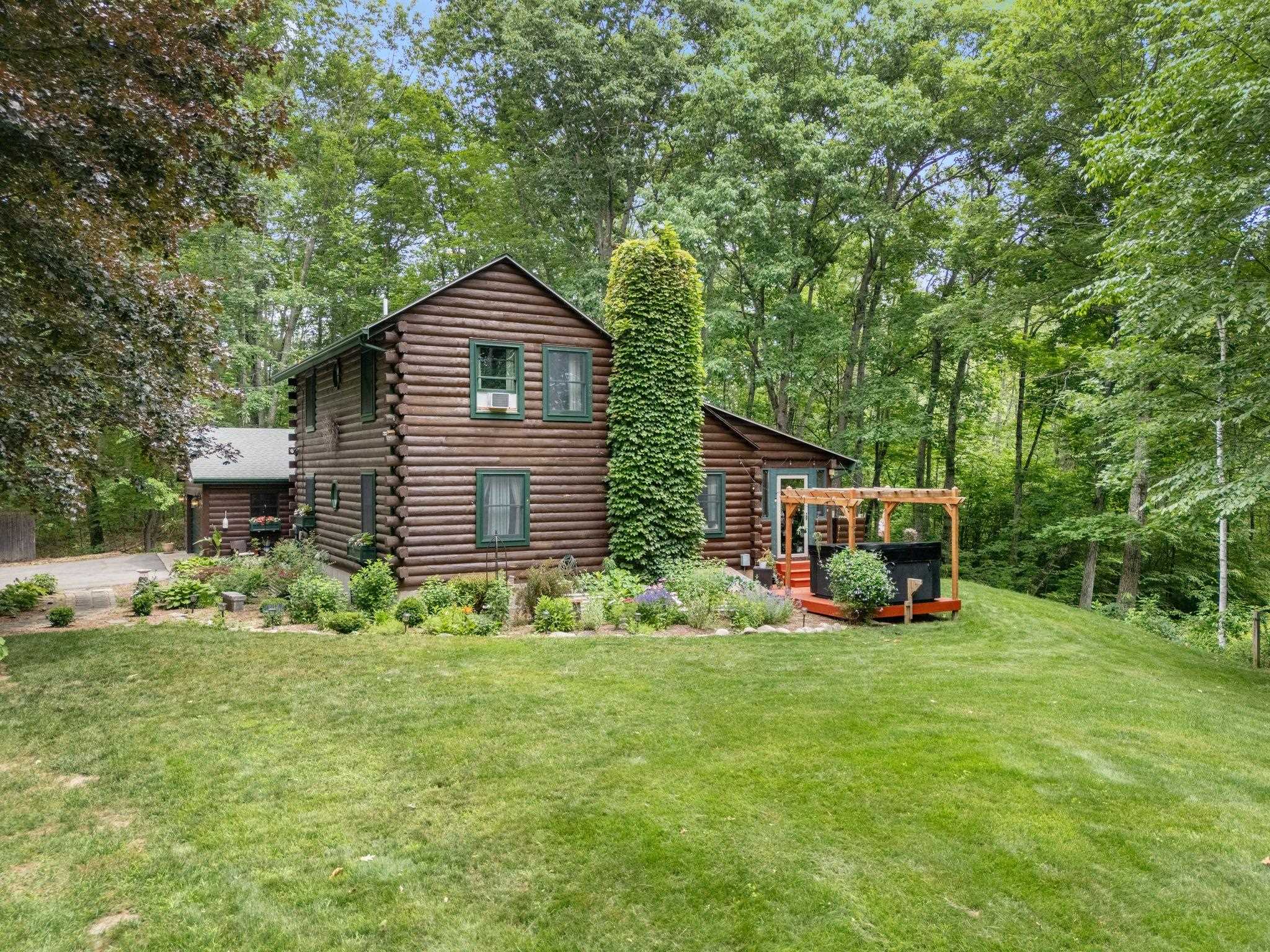 165 Calef Highway