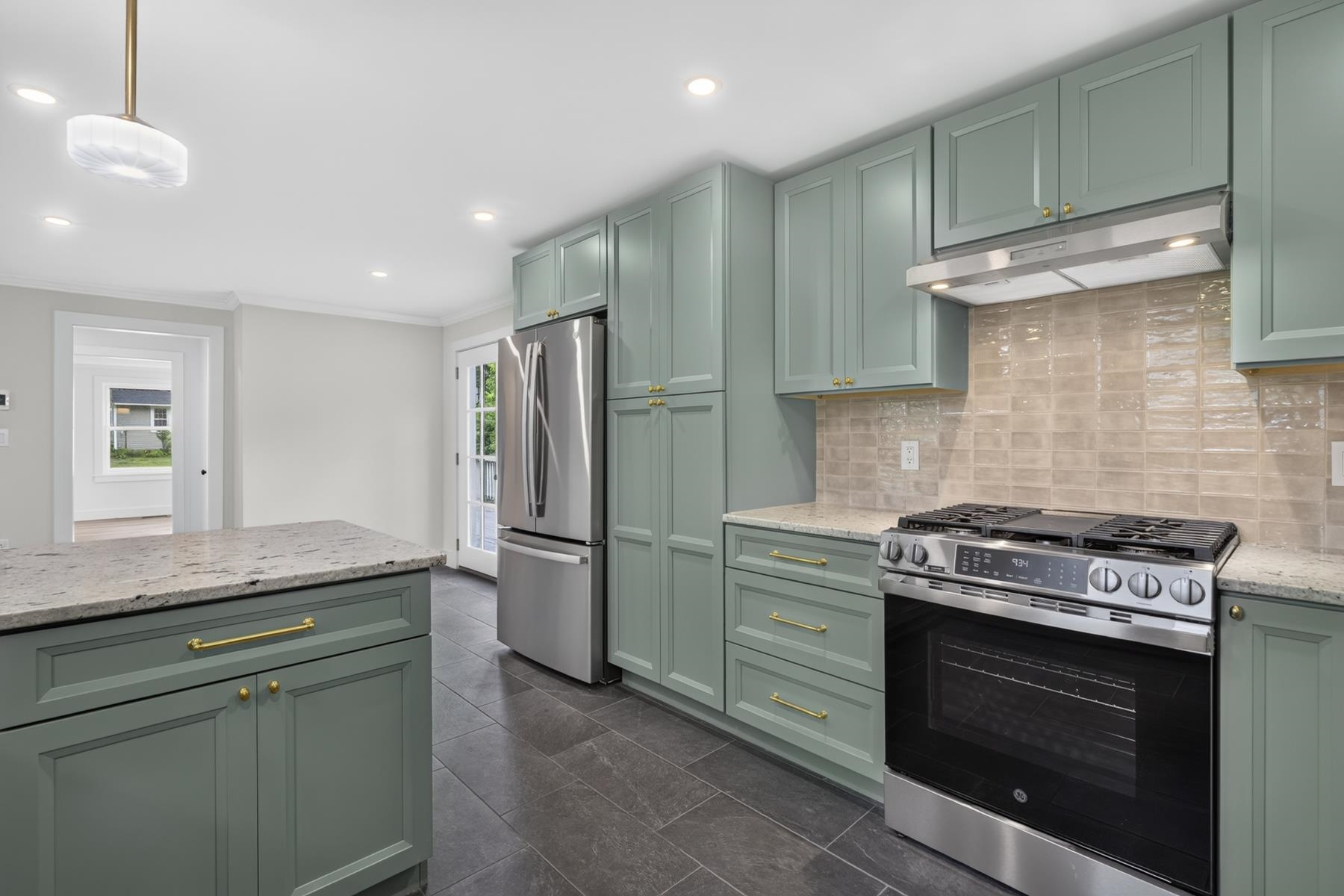 2 Sweetbriar Lane