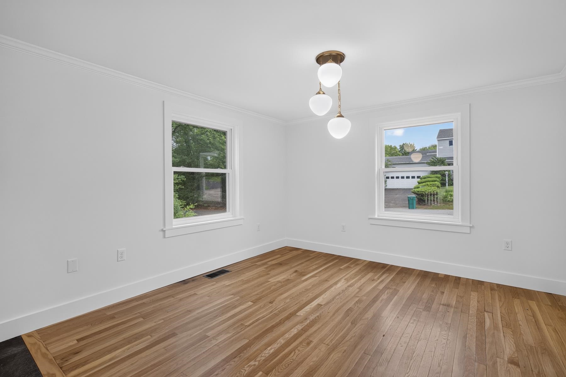 2 Sweetbriar Lane