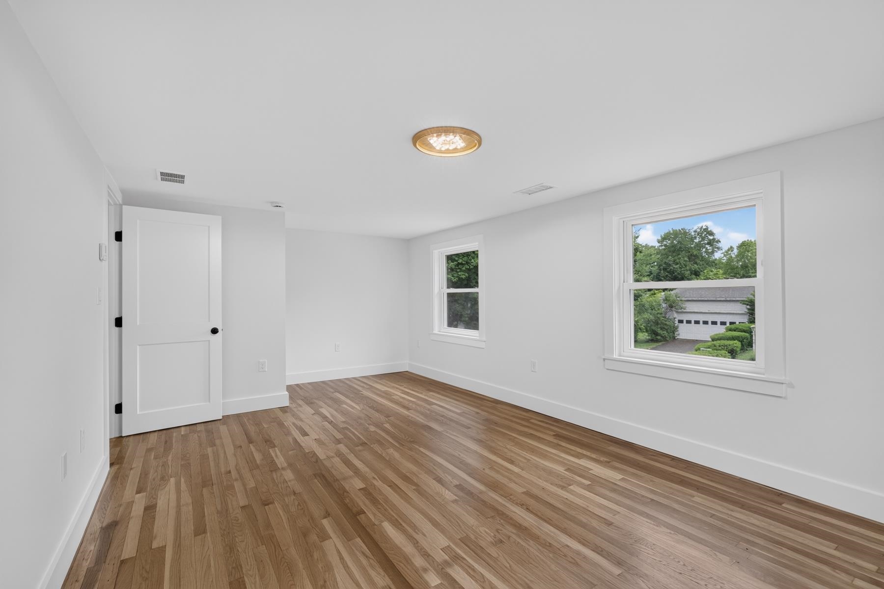 2 Sweetbriar Lane