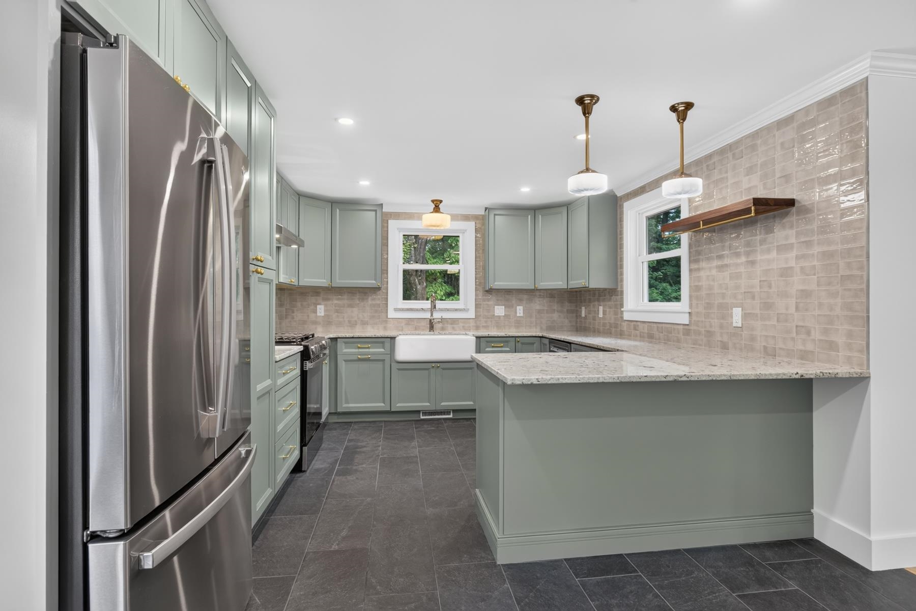 2 Sweetbriar Lane
