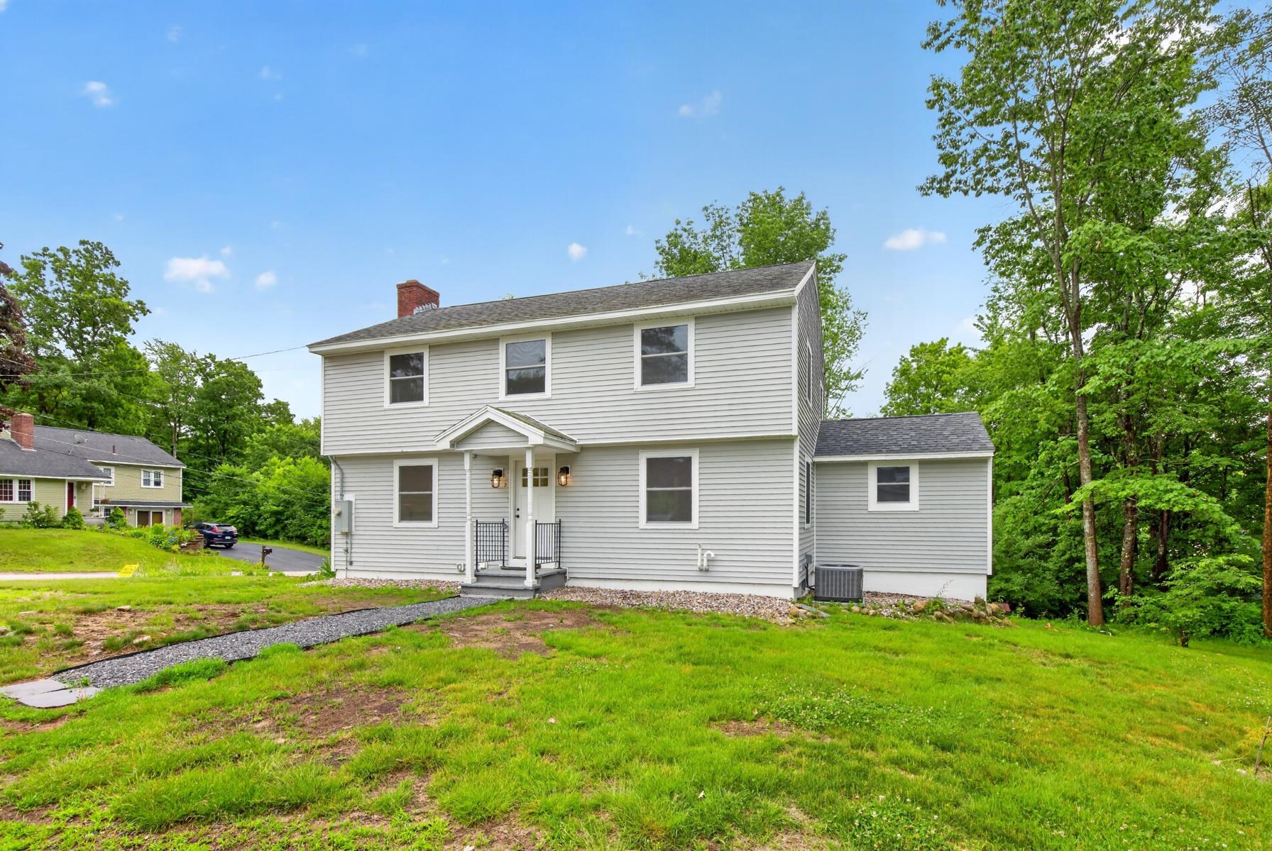 2 Sweetbriar Lane