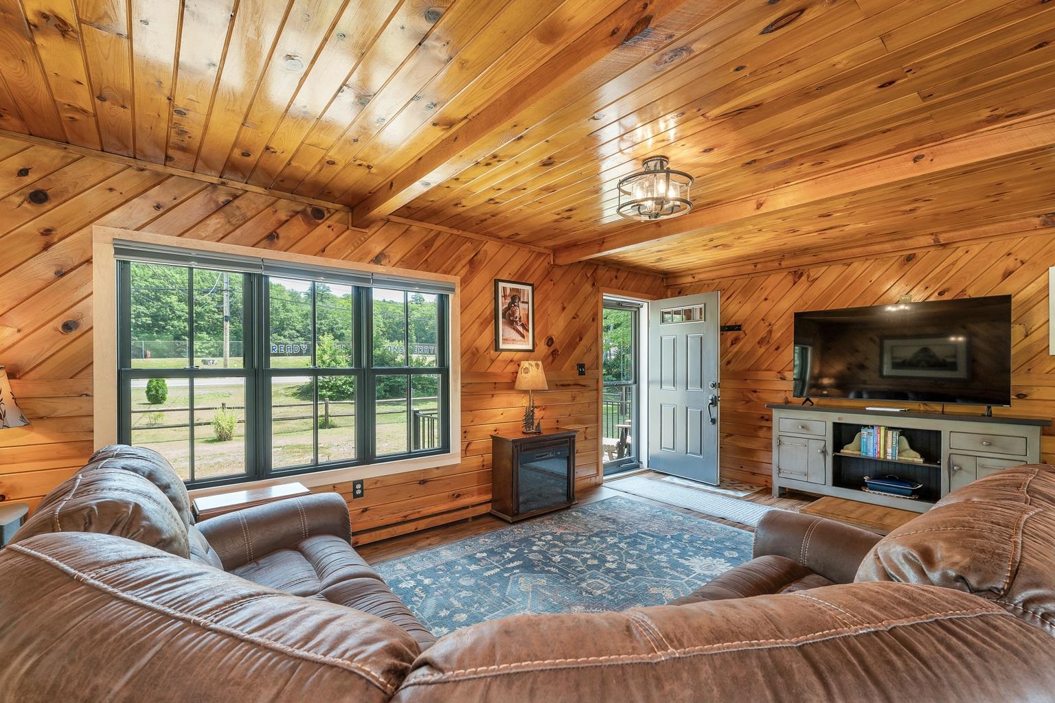 214 Middle Road