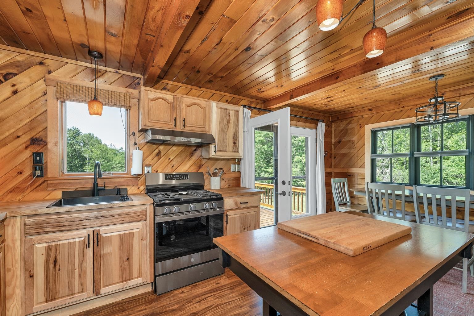 214 Middle Road