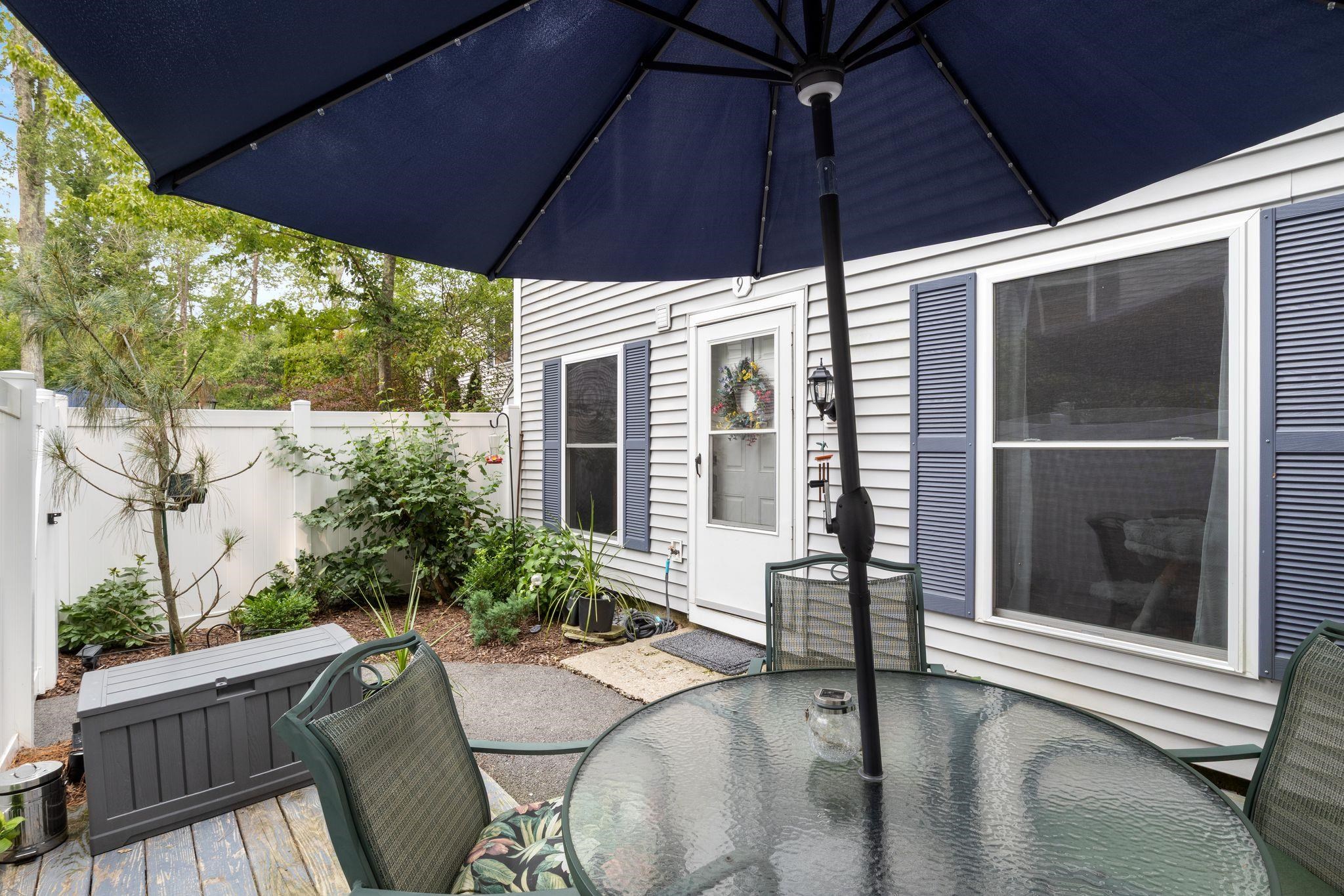 9 Hemlock Forest Drive