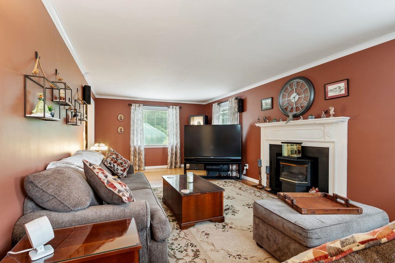 8 Kimball Avenue
