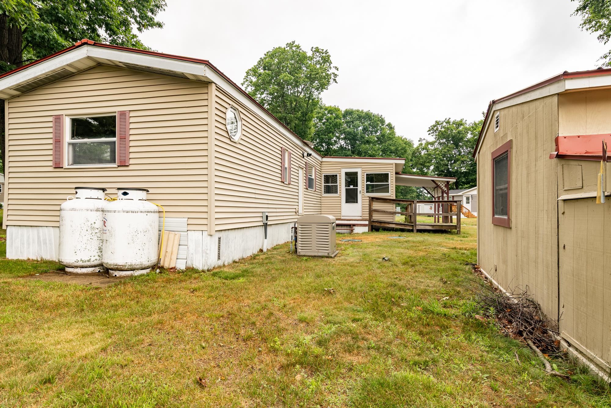 8 South Dewberry Lane