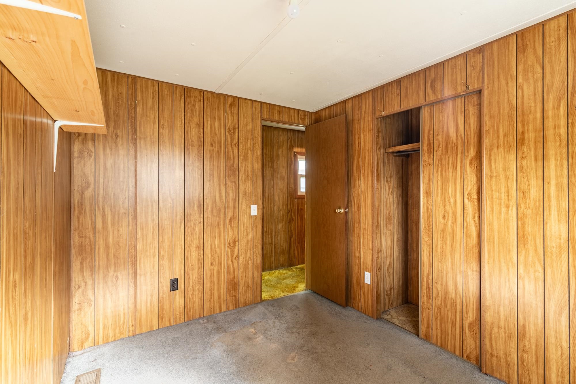 8 South Dewberry Lane