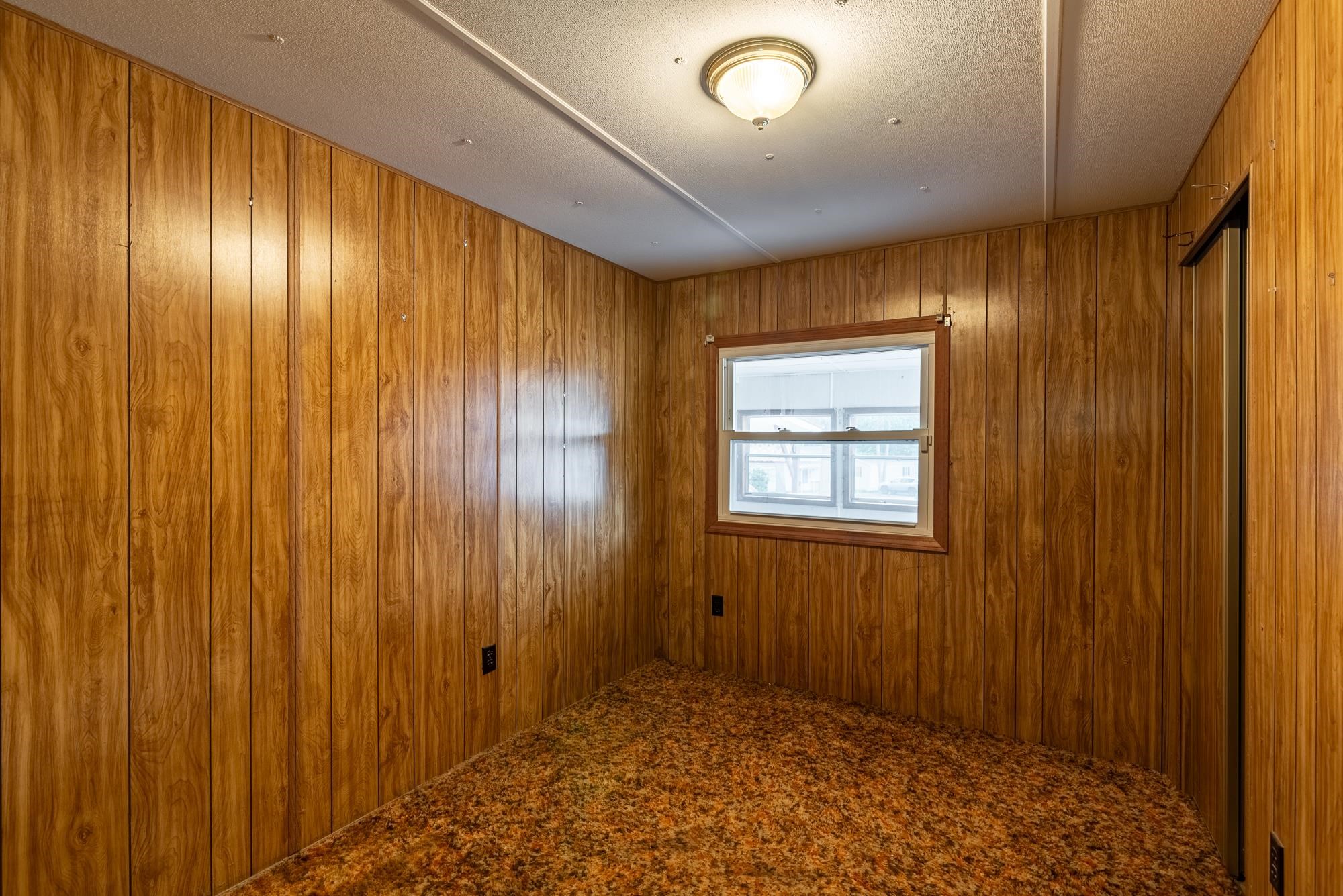 8 South Dewberry Lane