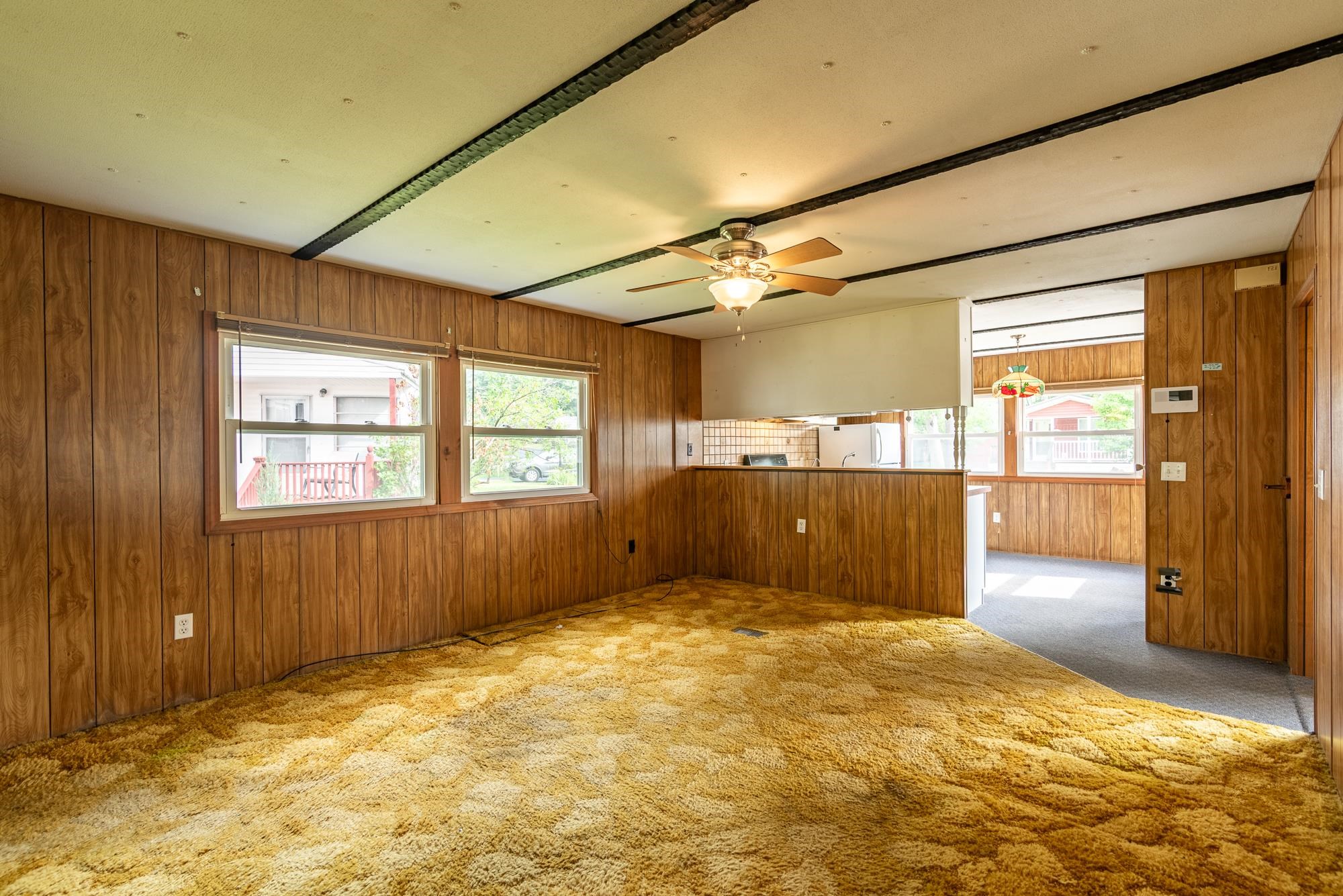 8 South Dewberry Lane