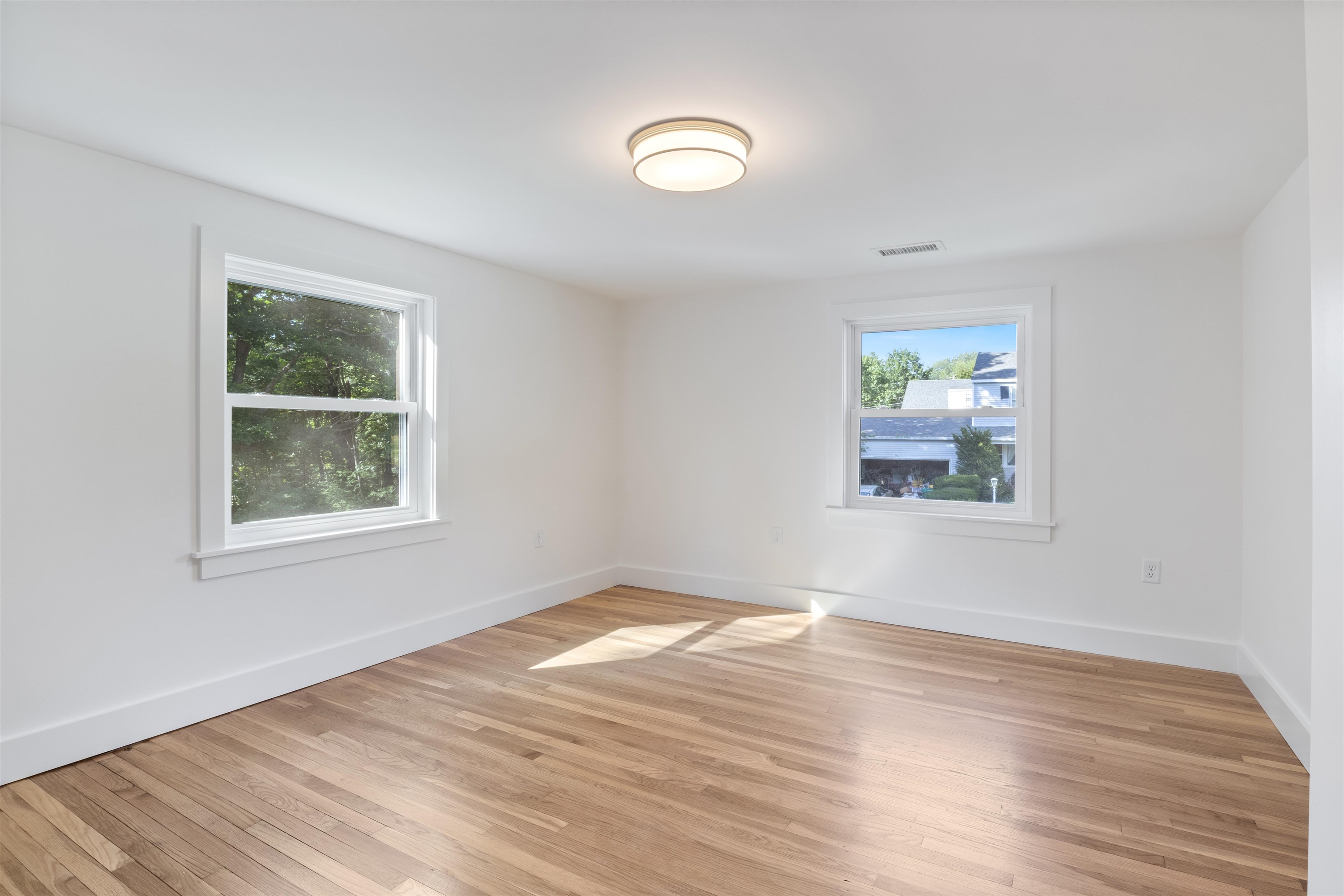 2 Sweetbriar Lane