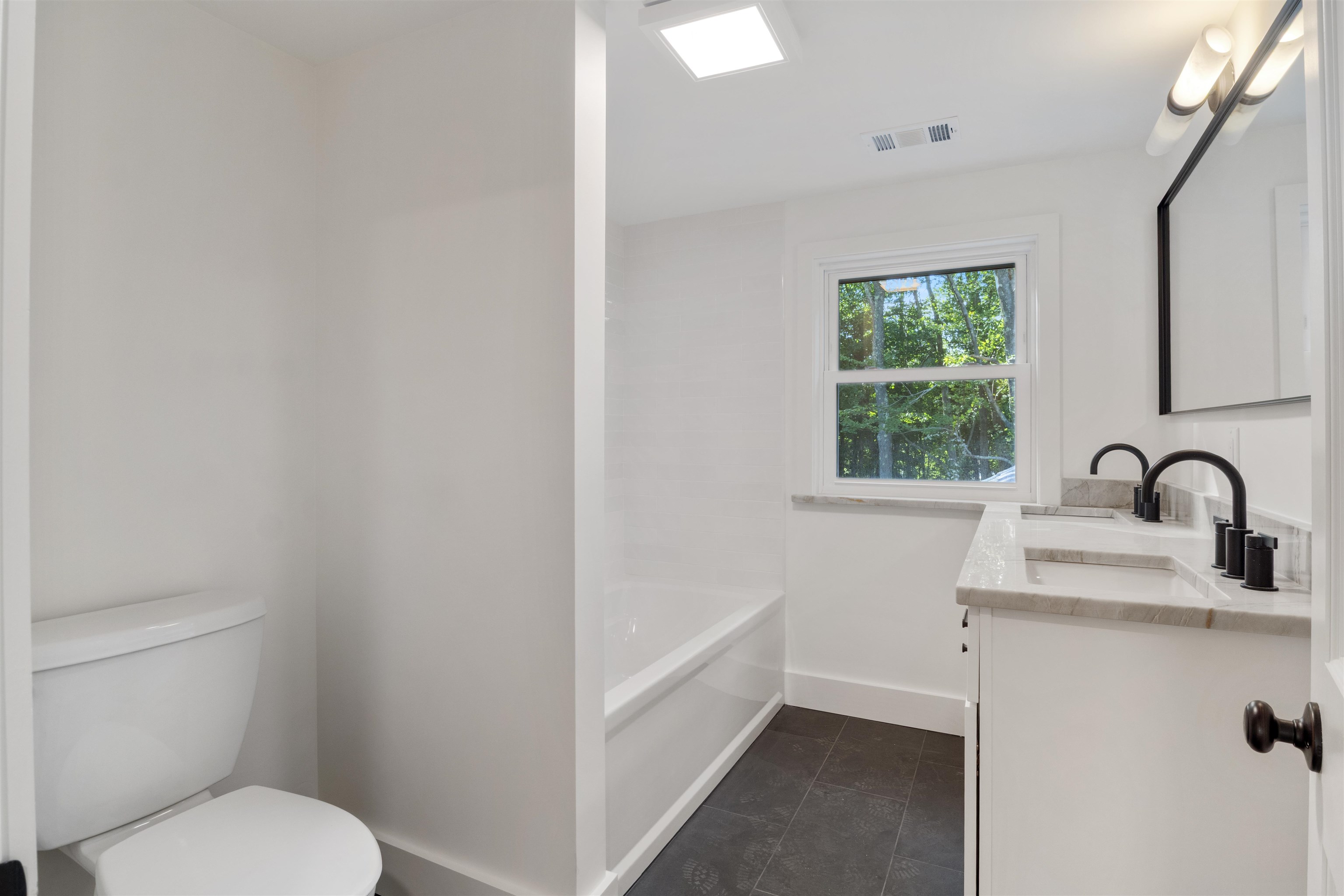 2 Sweetbriar Lane