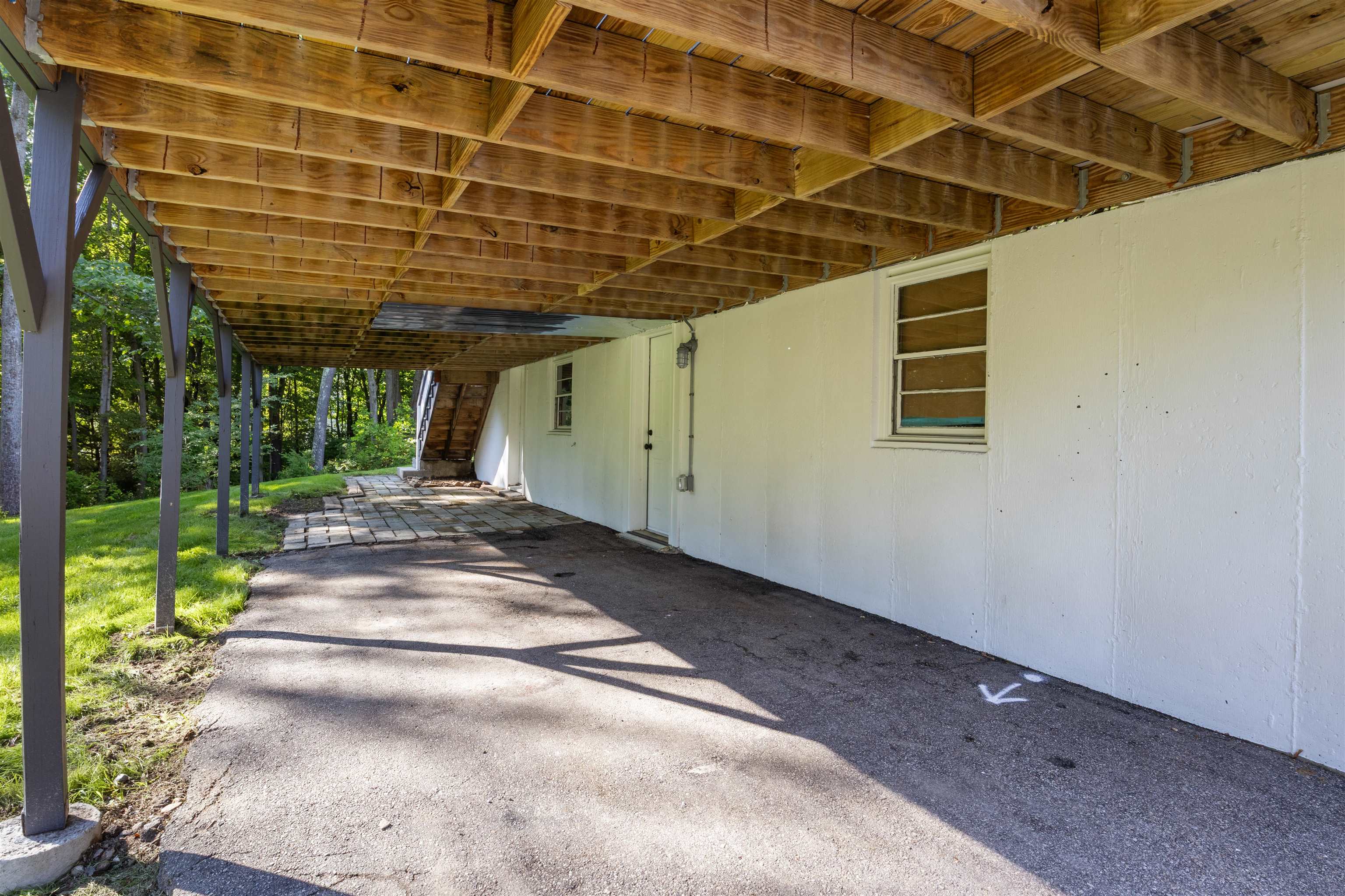 2 Sweetbriar Lane