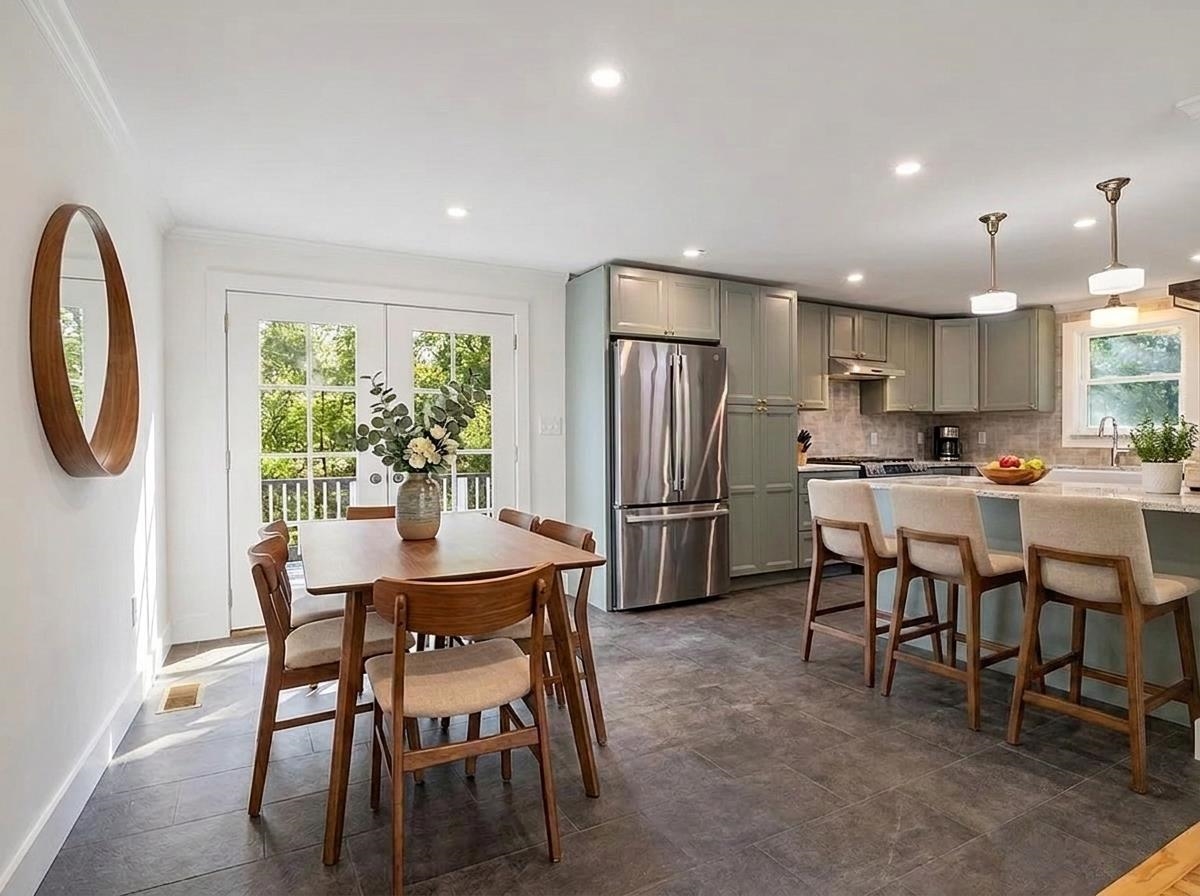 2 Sweetbriar Lane
