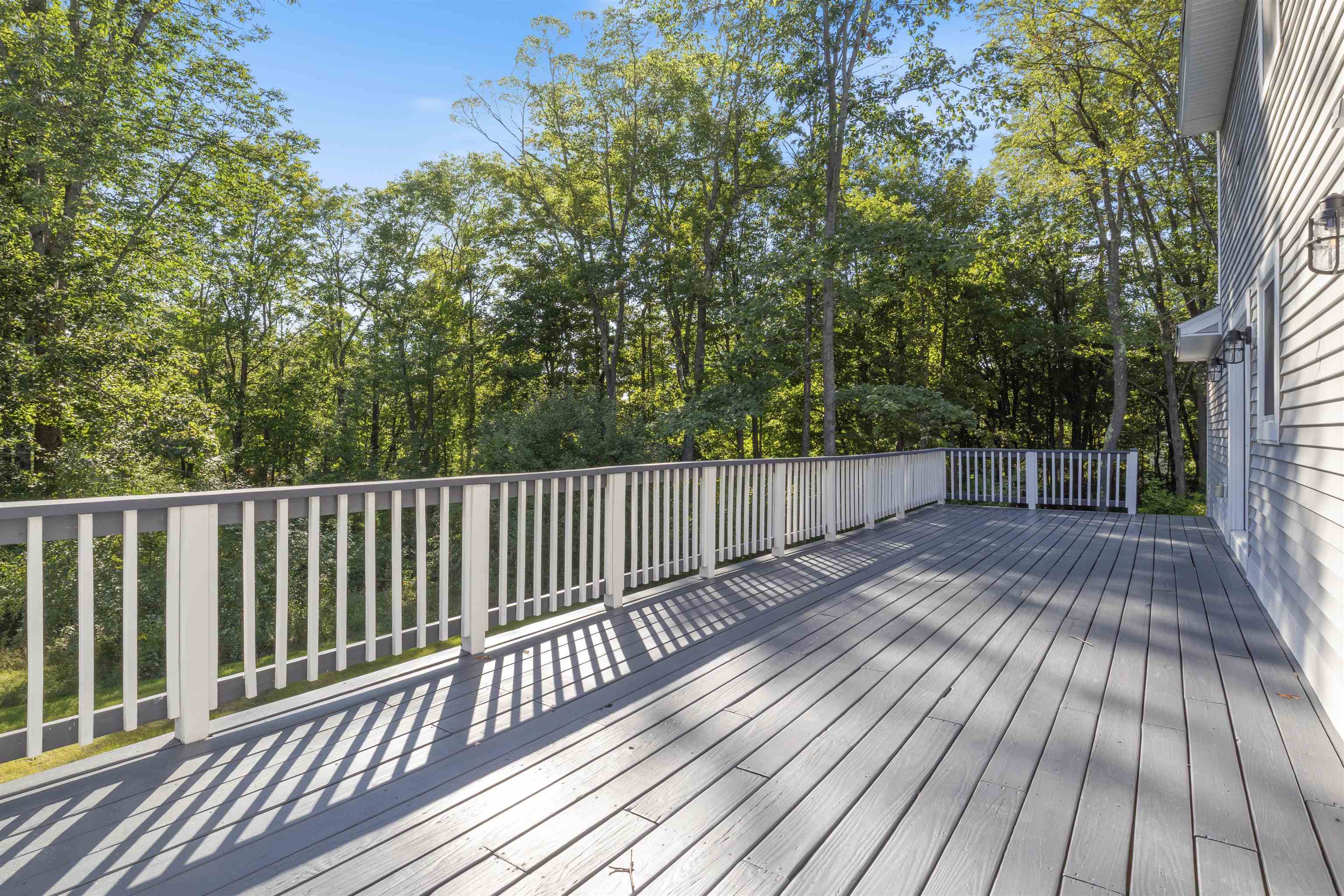 2 Sweetbriar Lane